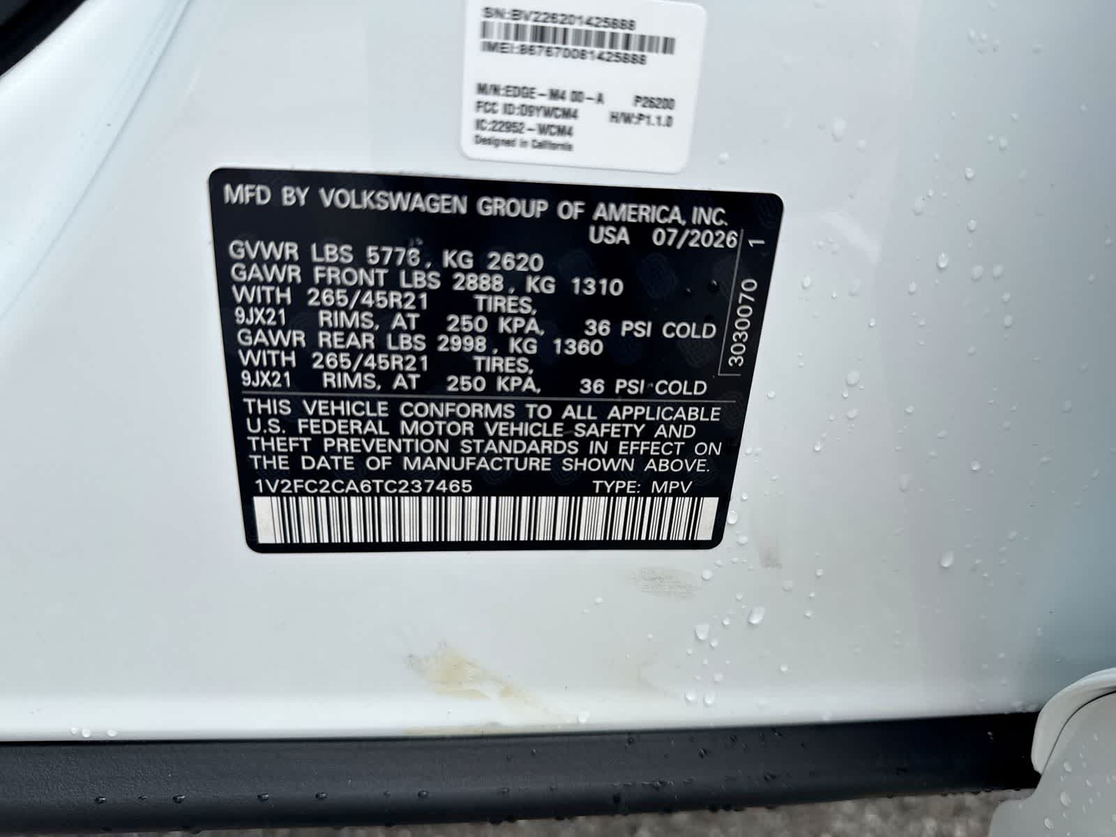 2026 Volkswagen Atlas Cross Sport 2.0T SEL Premium R-Line