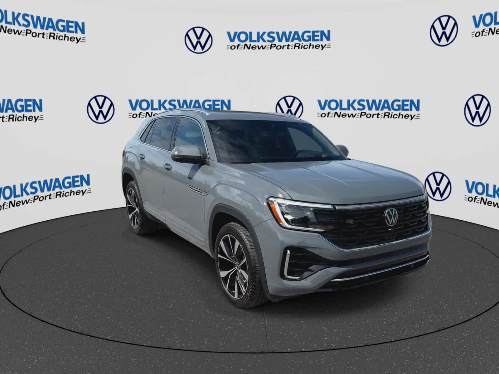 2026 Volkswagen Atlas Cross Sport 2.0T SEL Premium R-Line