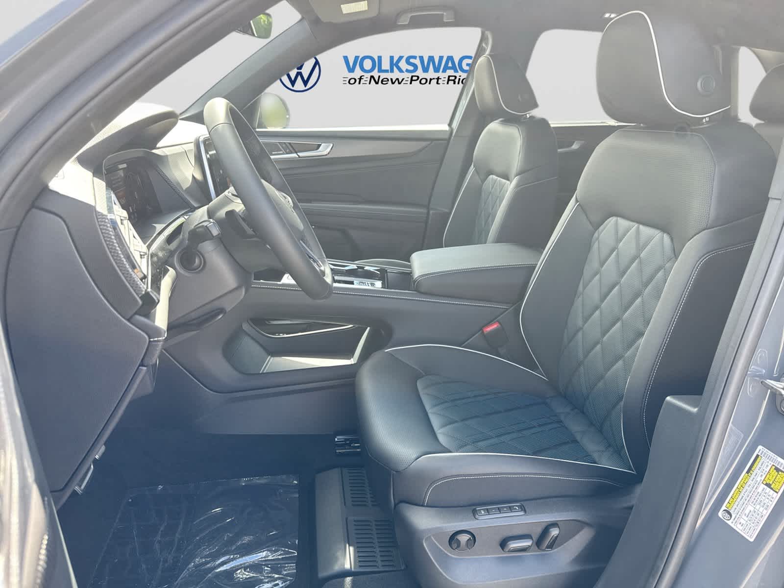 2026 Volkswagen Atlas Cross Sport 2.0T SEL Premium R-Line