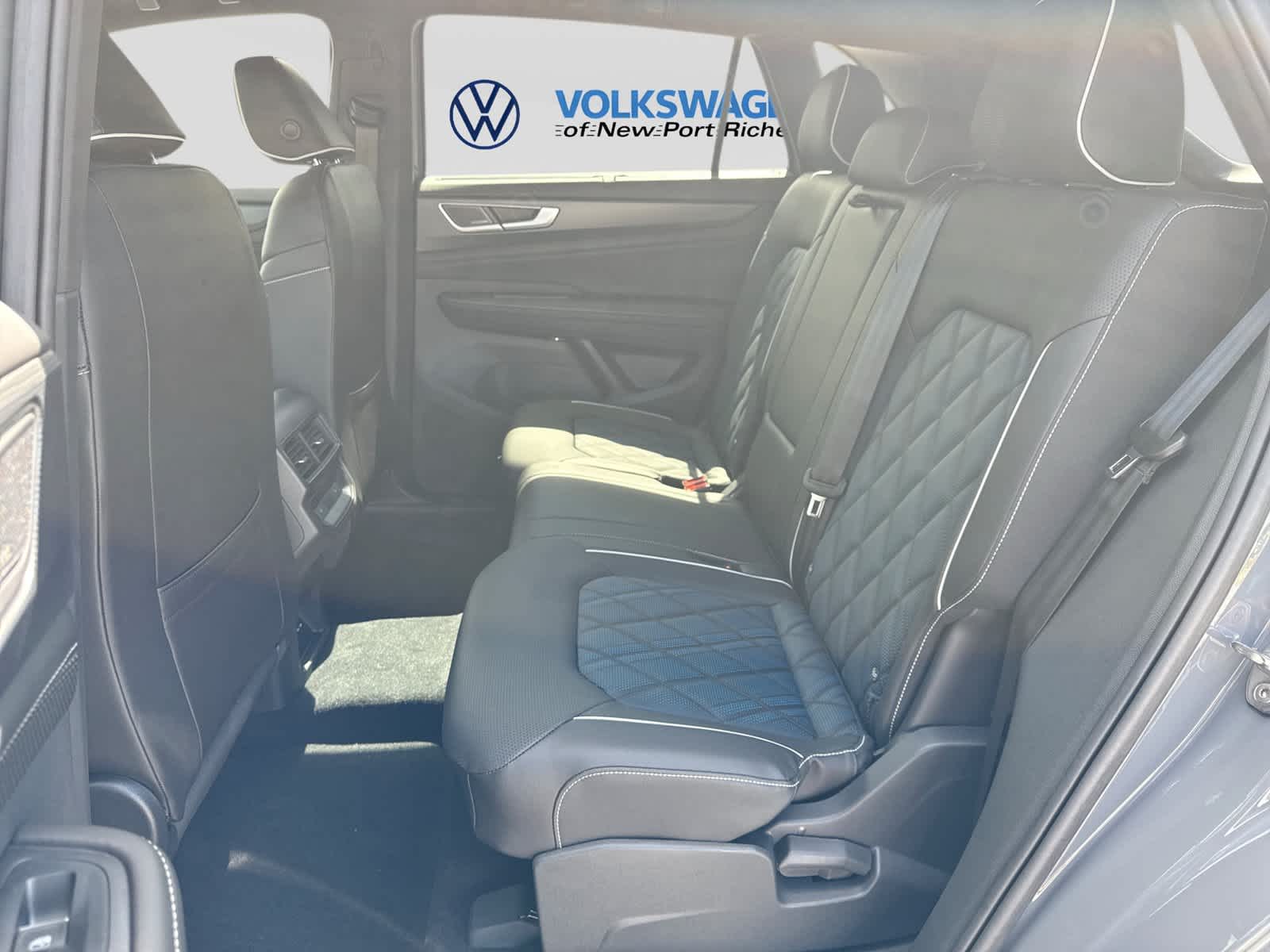 2026 Volkswagen Atlas Cross Sport 2.0T SEL Premium R-Line