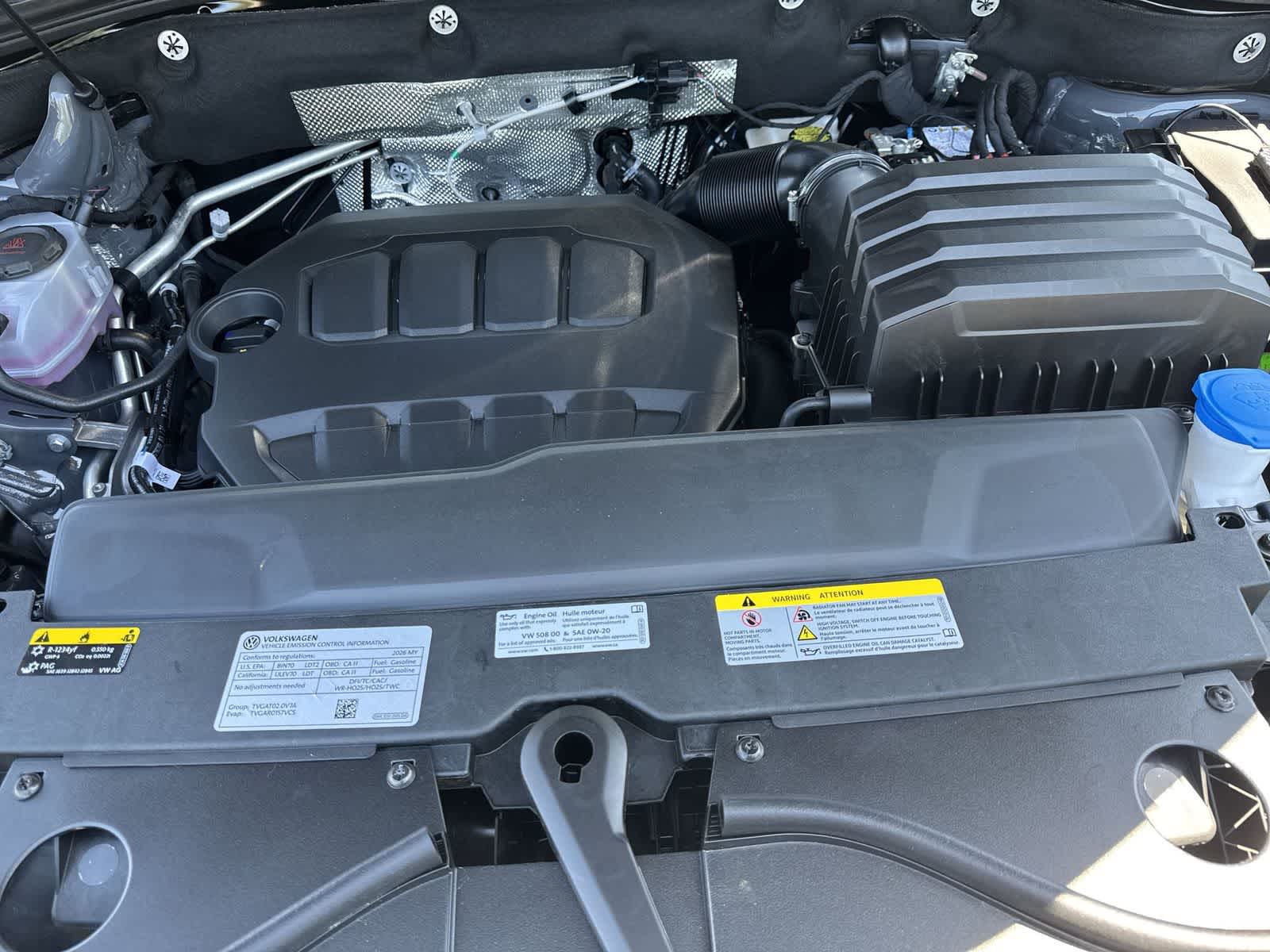 2026 Volkswagen Atlas Cross Sport 2.0T SEL Premium R-Line