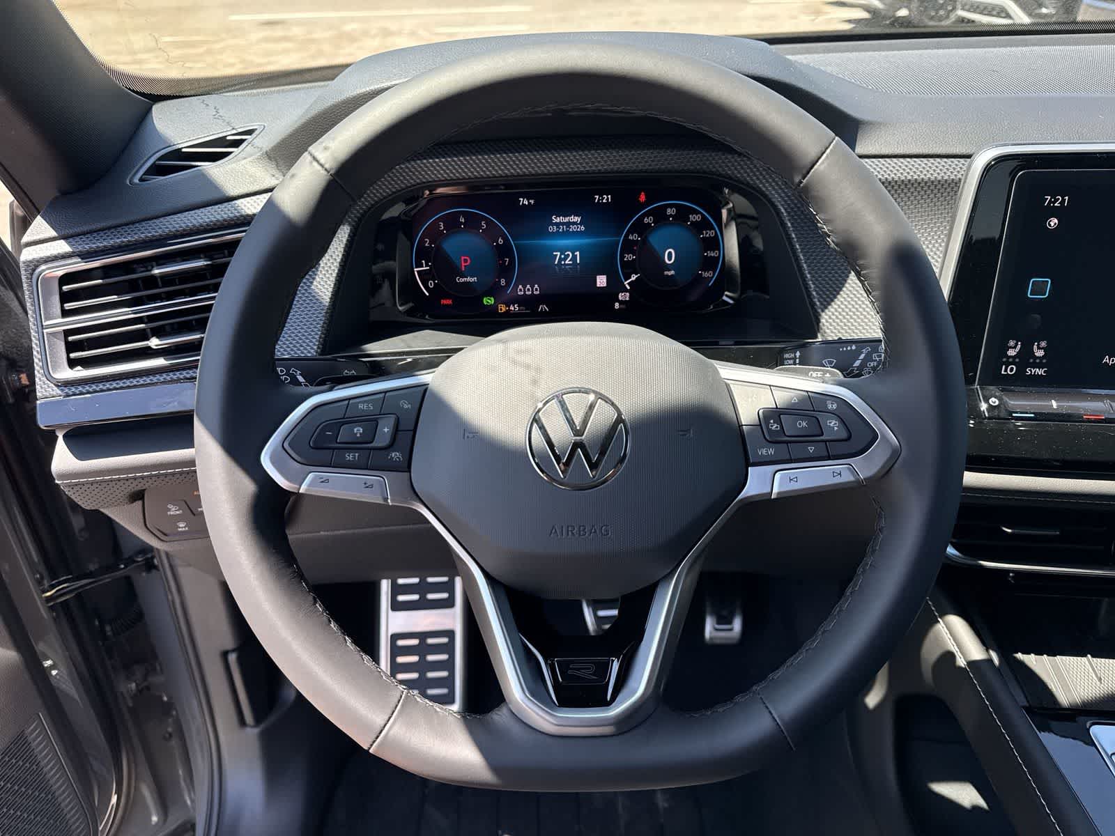 2026 Volkswagen Atlas Cross Sport 2.0T SEL Premium R-Line