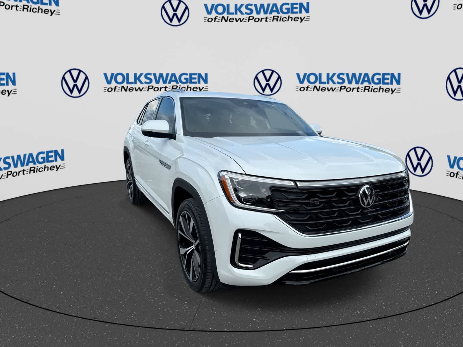 2026 Volkswagen Atlas Cross Sport 2.0T SEL Premium R-Line