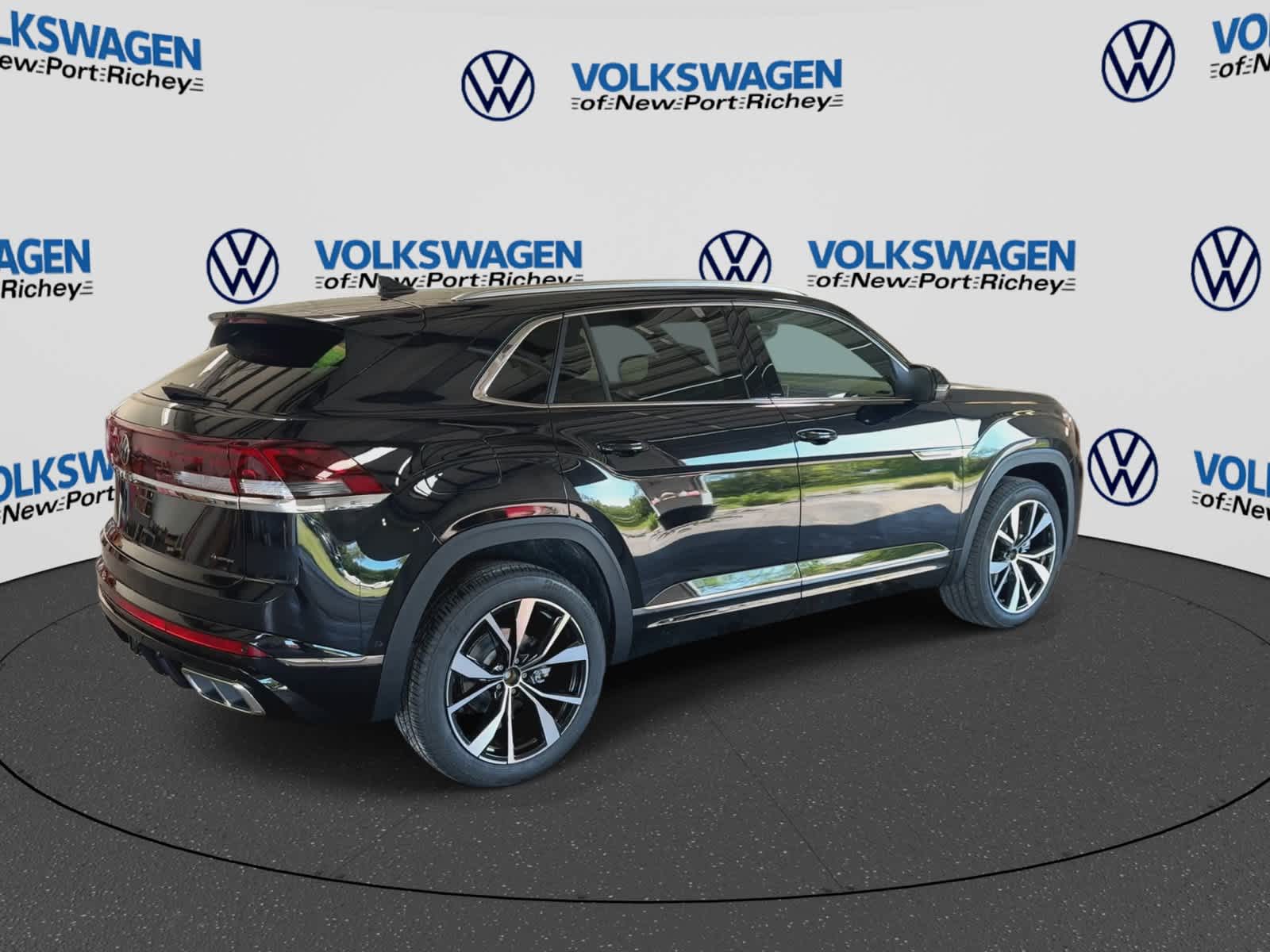 2026 Volkswagen Atlas Cross Sport 2.0T SEL Premium R-Line