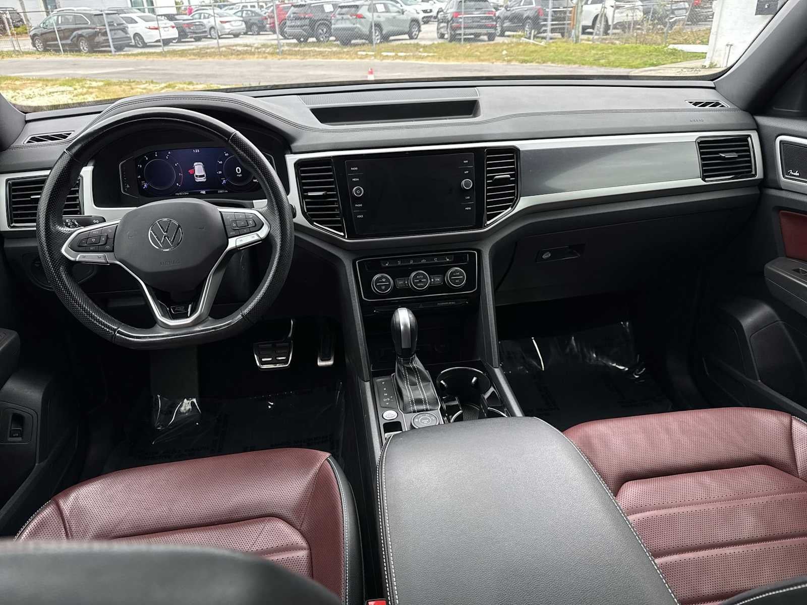 2022 Volkswagen Atlas Cross Sport 3.6L V6 SEL Premium R-Line