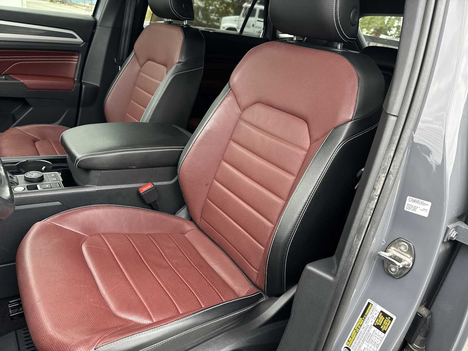 2022 Volkswagen Atlas Cross Sport 3.6L V6 SEL Premium R-Line