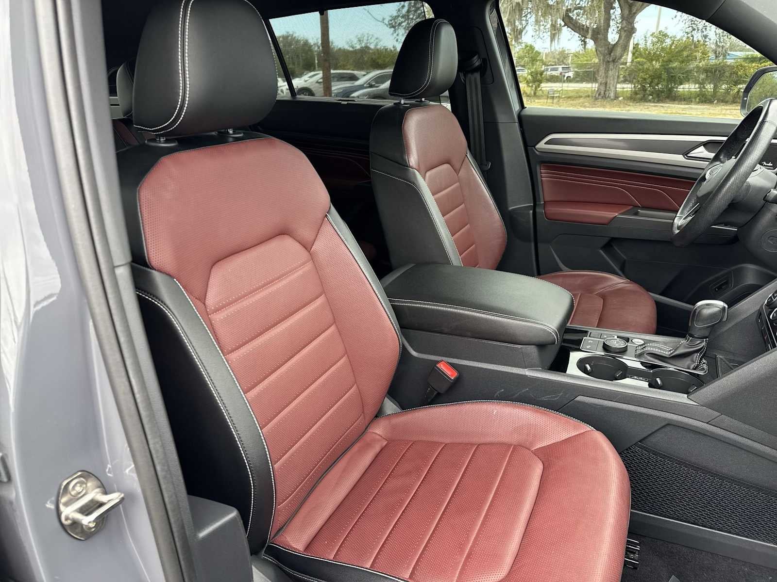 2022 Volkswagen Atlas Cross Sport 3.6L V6 SEL Premium R-Line