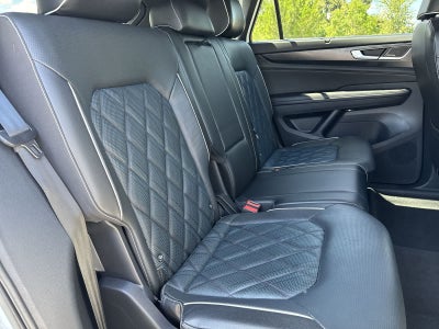 2024 Volkswagen Atlas Cross Sport 2.0T SEL Premium R-Line