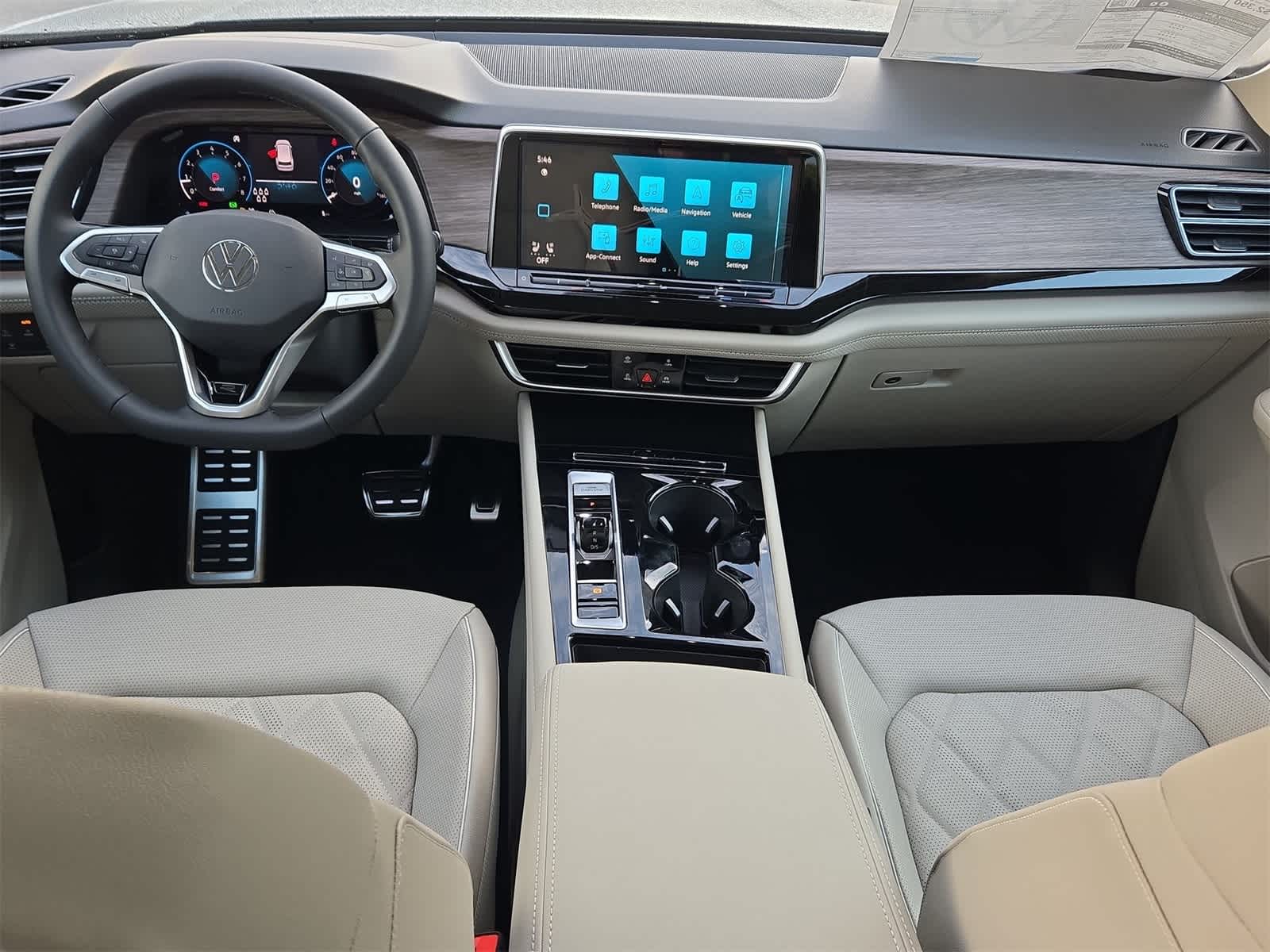 2026 Volkswagen Atlas 2.0T SEL Premium R-Line