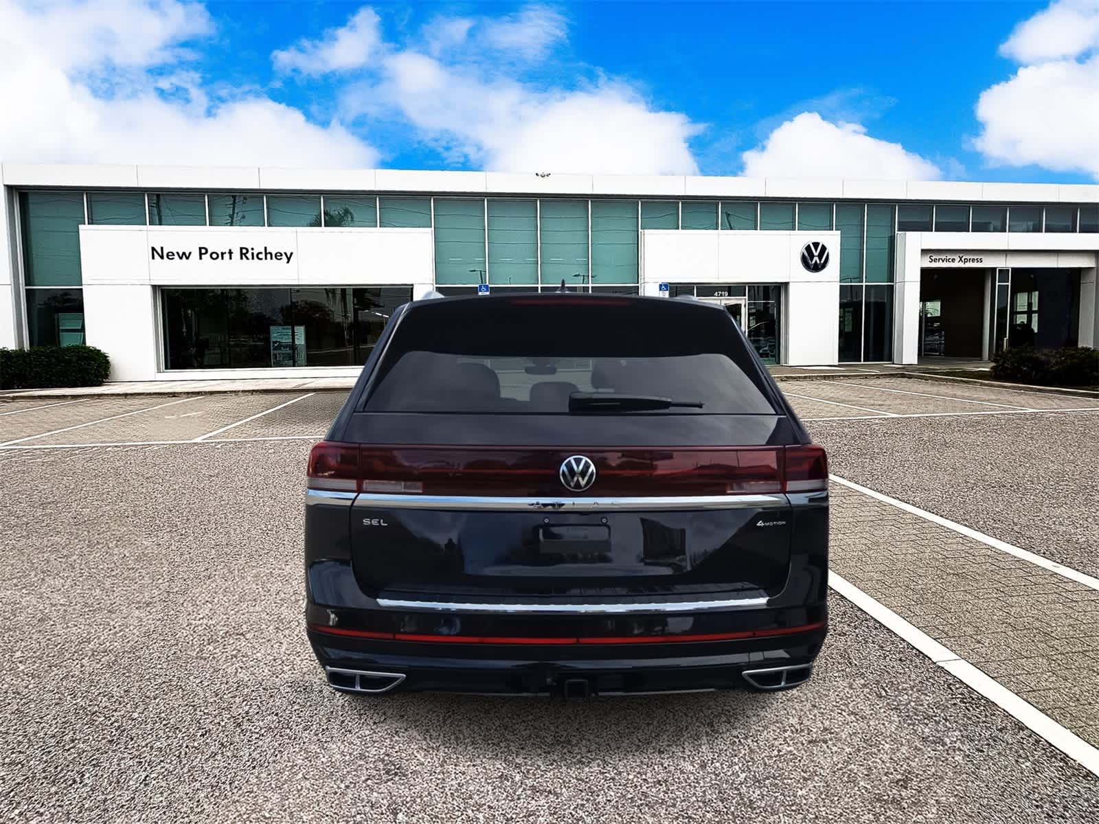 2026 Volkswagen Atlas 2.0T SEL Premium R-Line