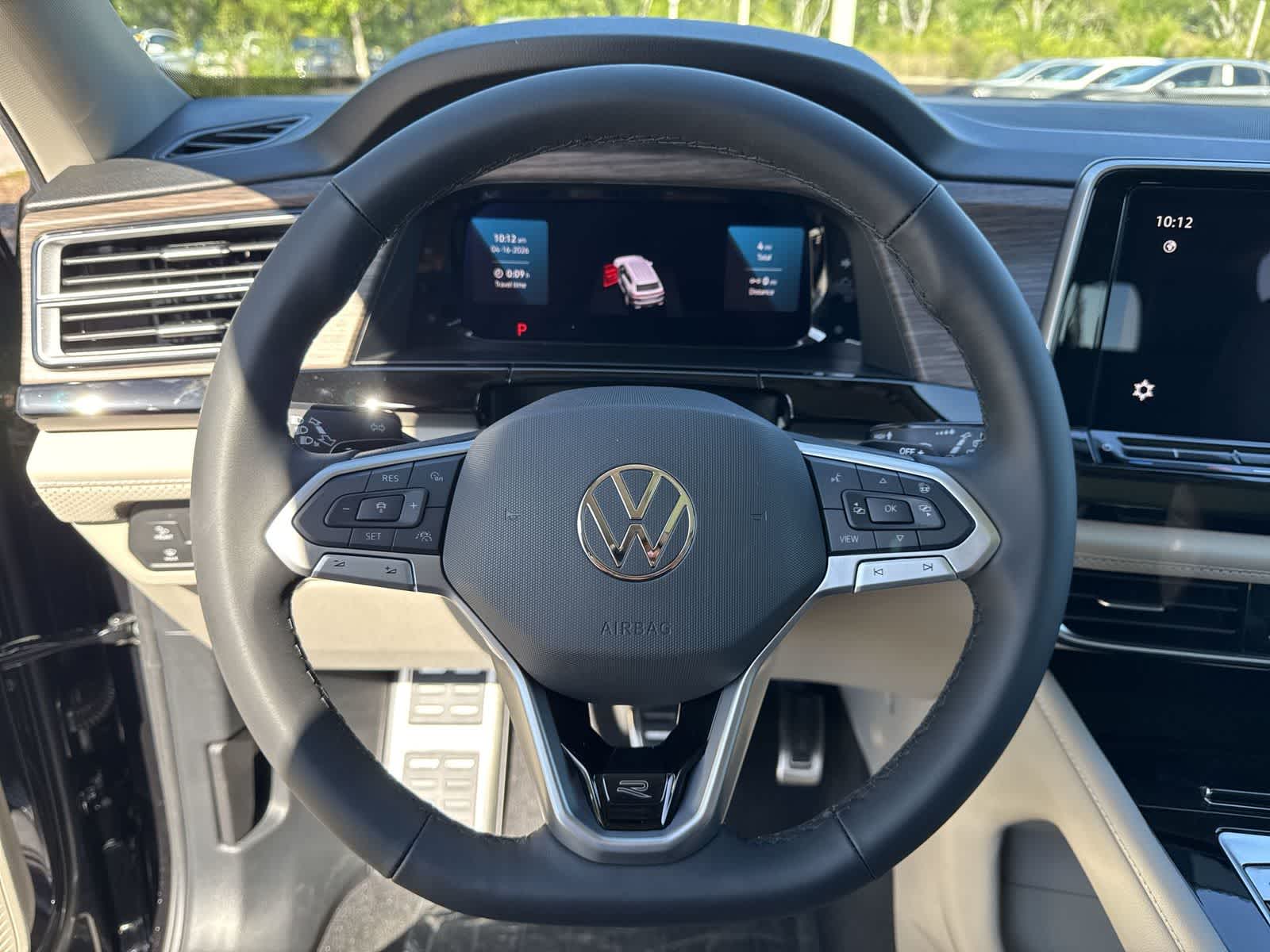 2026 Volkswagen Atlas 2.0T SEL Premium R-Line