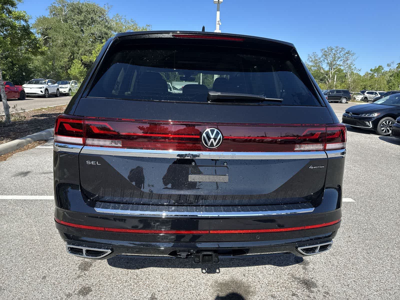 2026 Volkswagen Atlas 2.0T SEL Premium R-Line