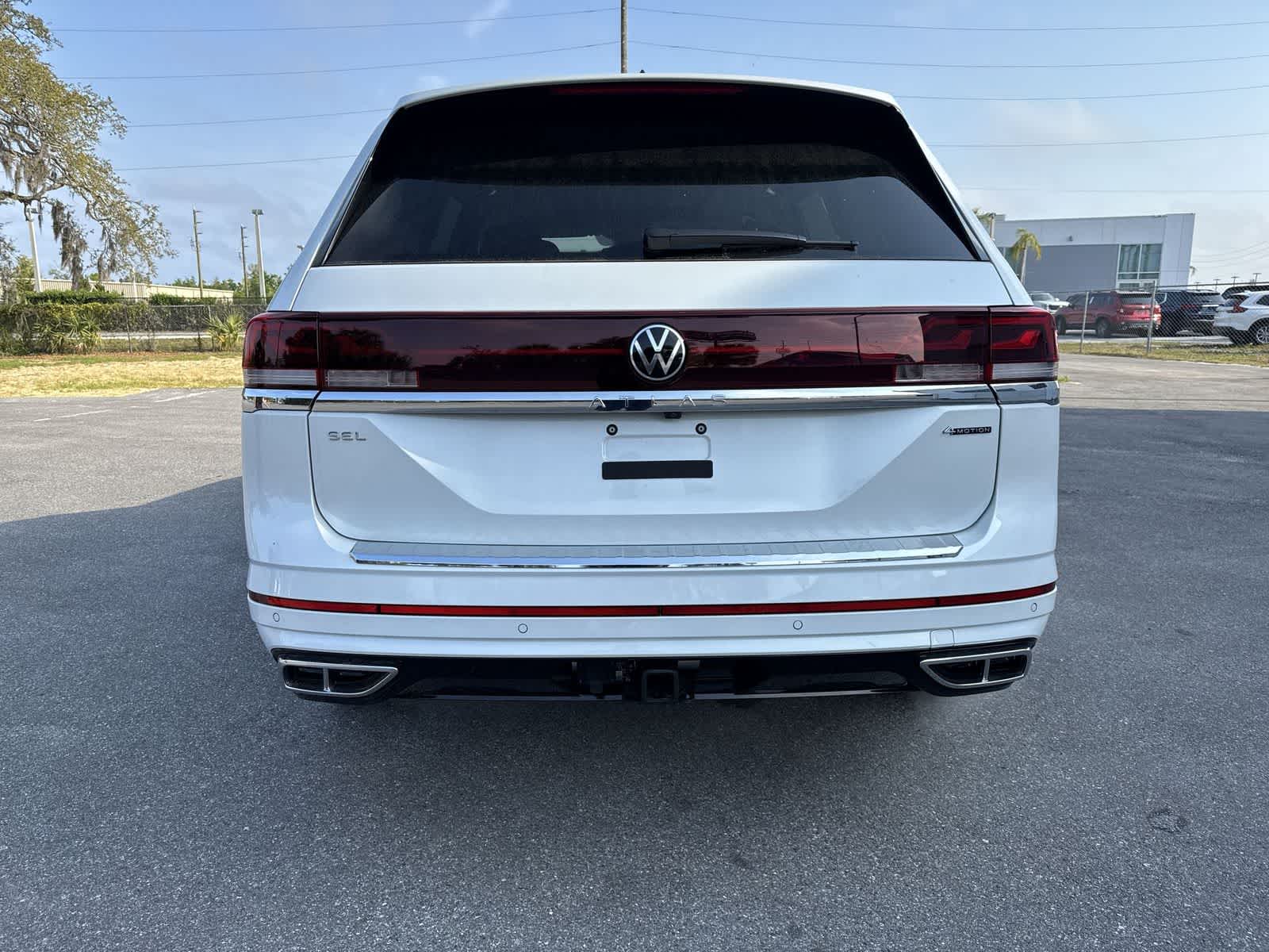 2026 Volkswagen Atlas 2.0T SEL Premium R-Line