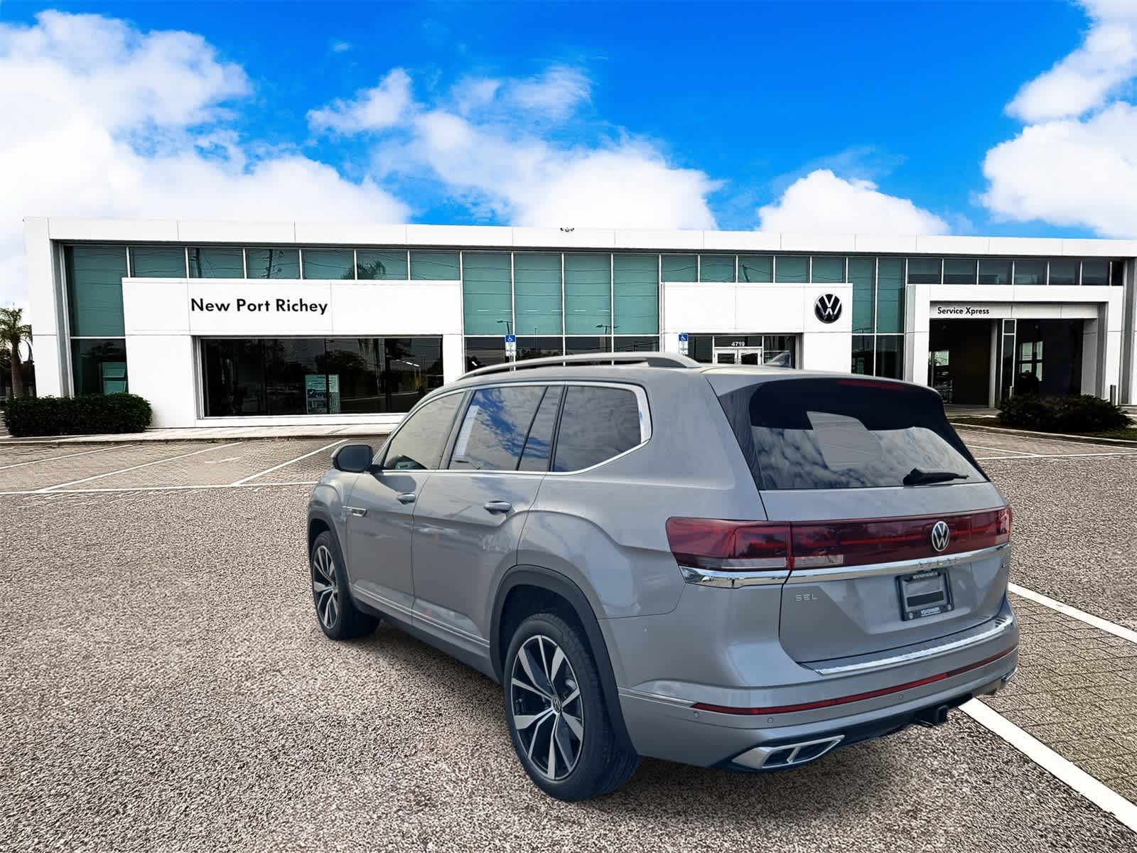 2026 Volkswagen Atlas 2.0T SEL Premium R-Line