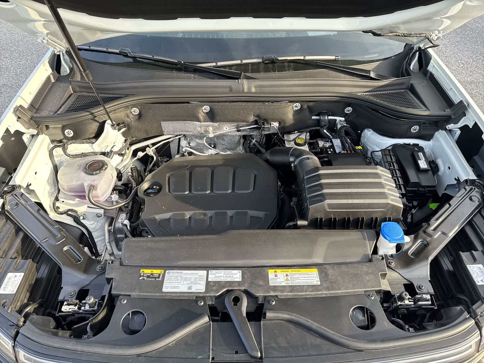 2026 Volkswagen Atlas 2.0T SEL Premium R-Line