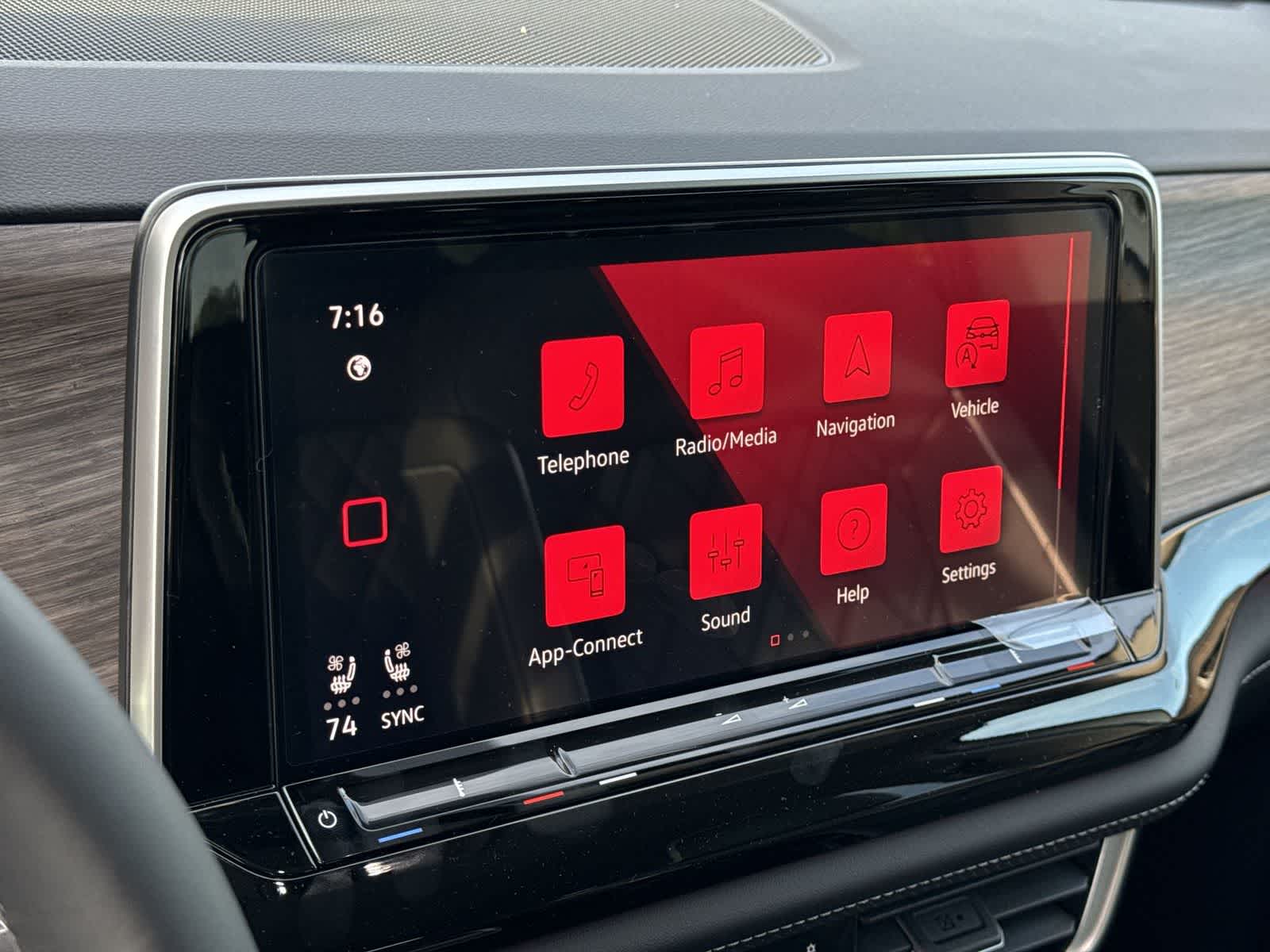 2026 Volkswagen Atlas 2.0T SEL Premium R-Line