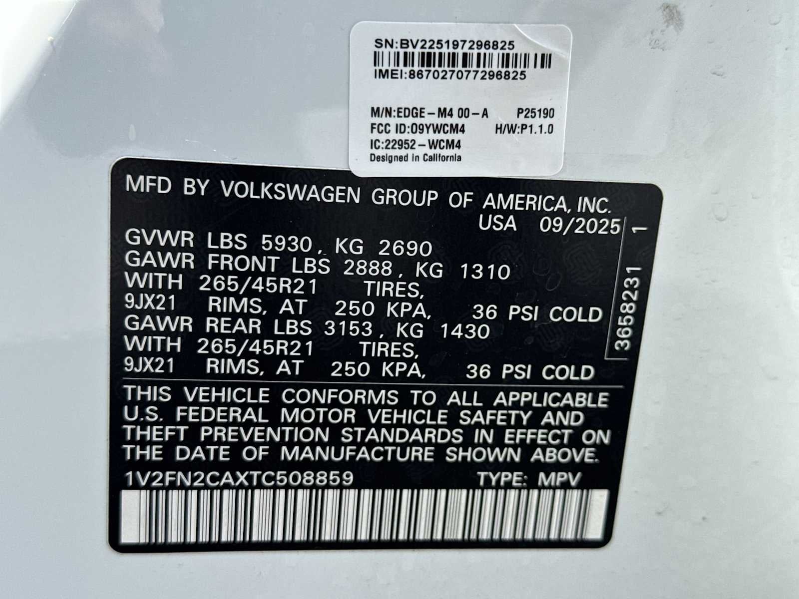 2026 Volkswagen Atlas 2.0T SEL Premium R-Line