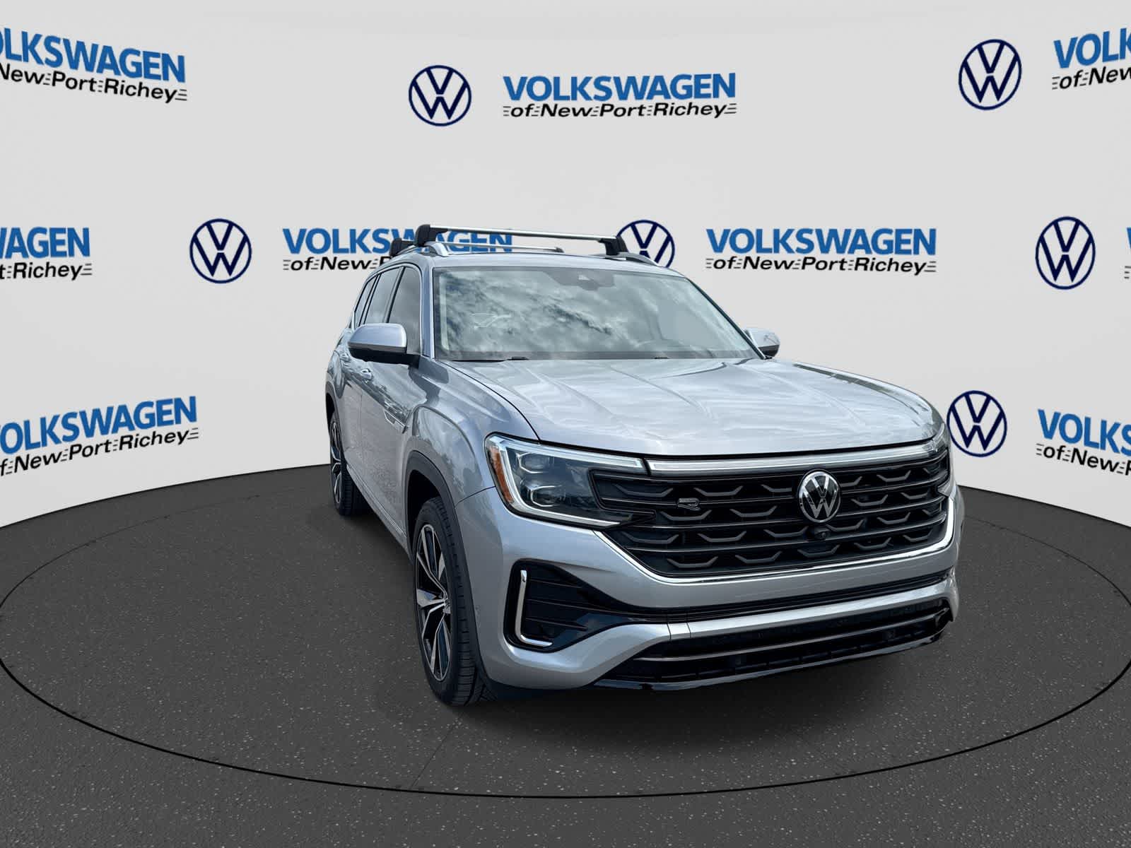 2024 Volkswagen Atlas 2.0T SEL Premium R-Line