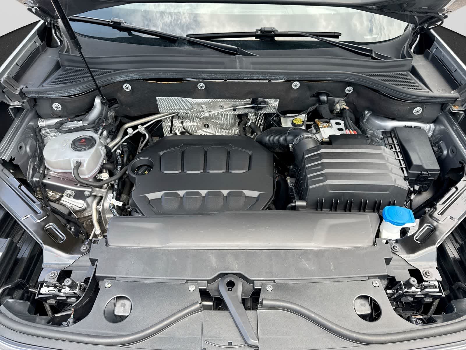 2024 Volkswagen Atlas 2.0T SEL Premium R-Line