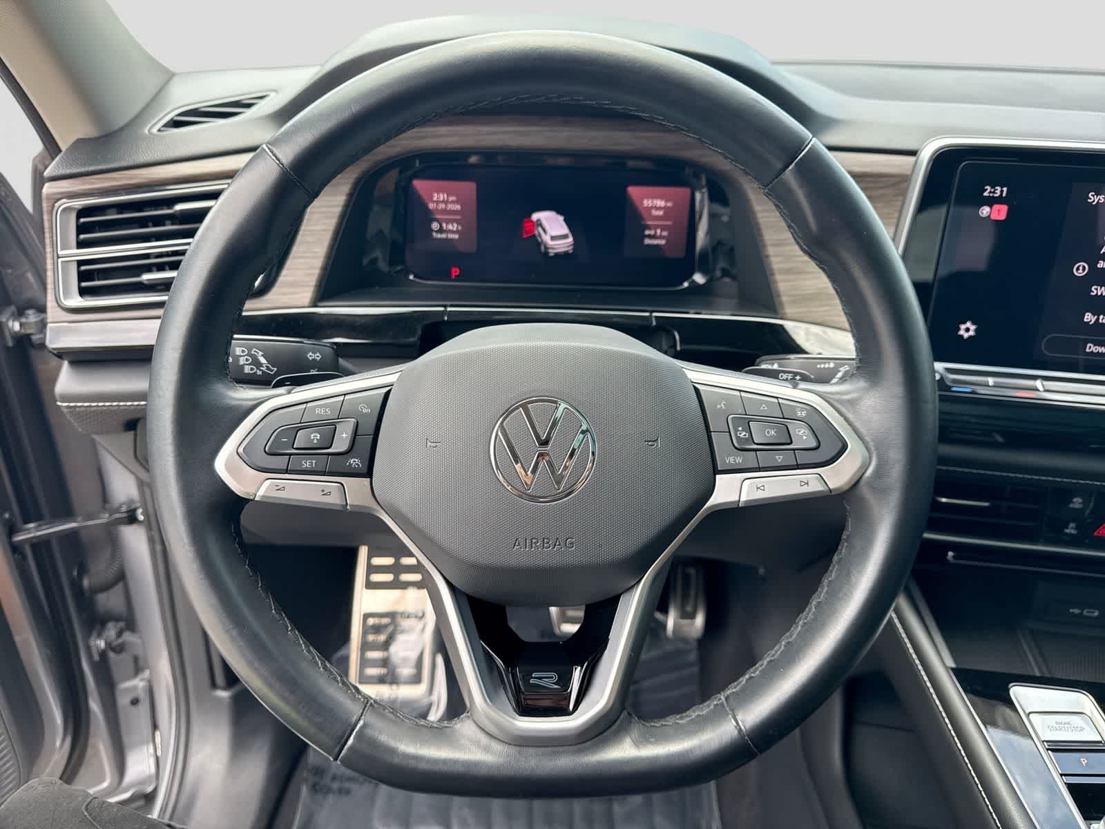 2024 Volkswagen Atlas 2.0T SEL Premium R-Line