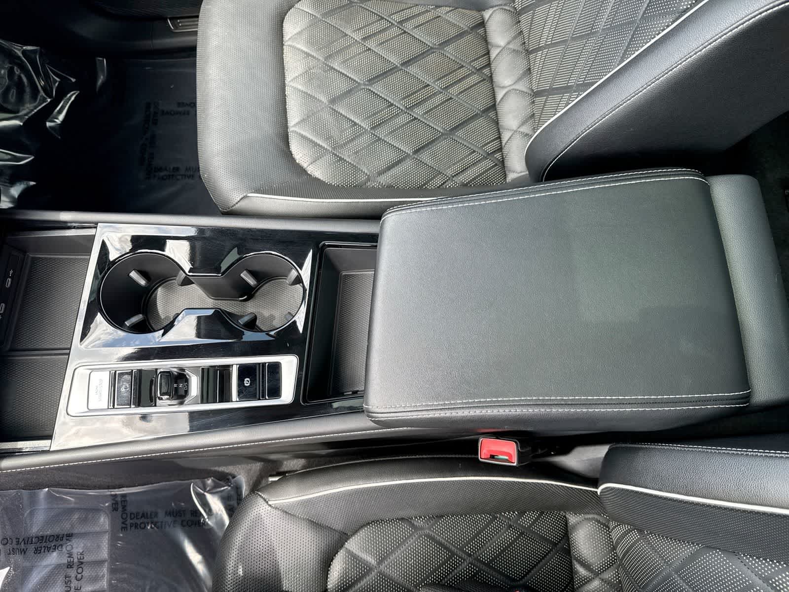 2024 Volkswagen Atlas 2.0T SEL Premium R-Line