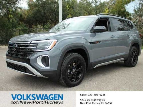 2024 Volkswagen Atlas 2.0T Peak Edition SEL