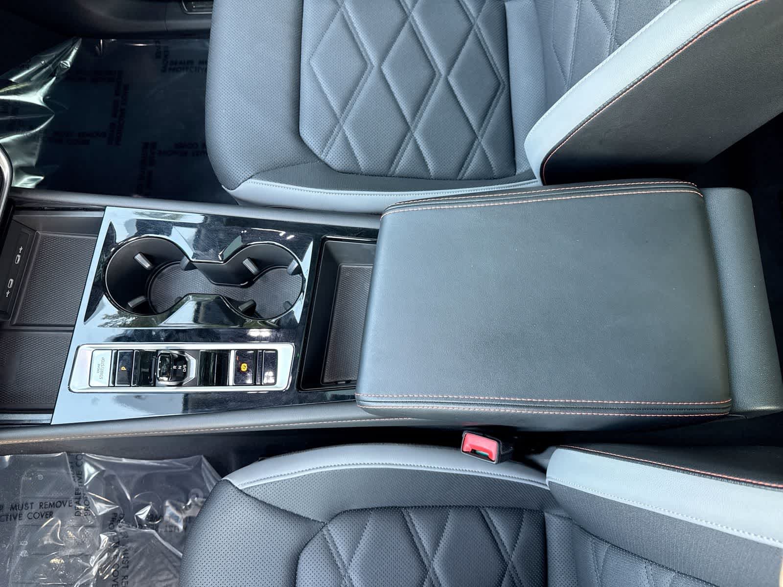 2024 Volkswagen Atlas 2.0T Peak Edition SEL
