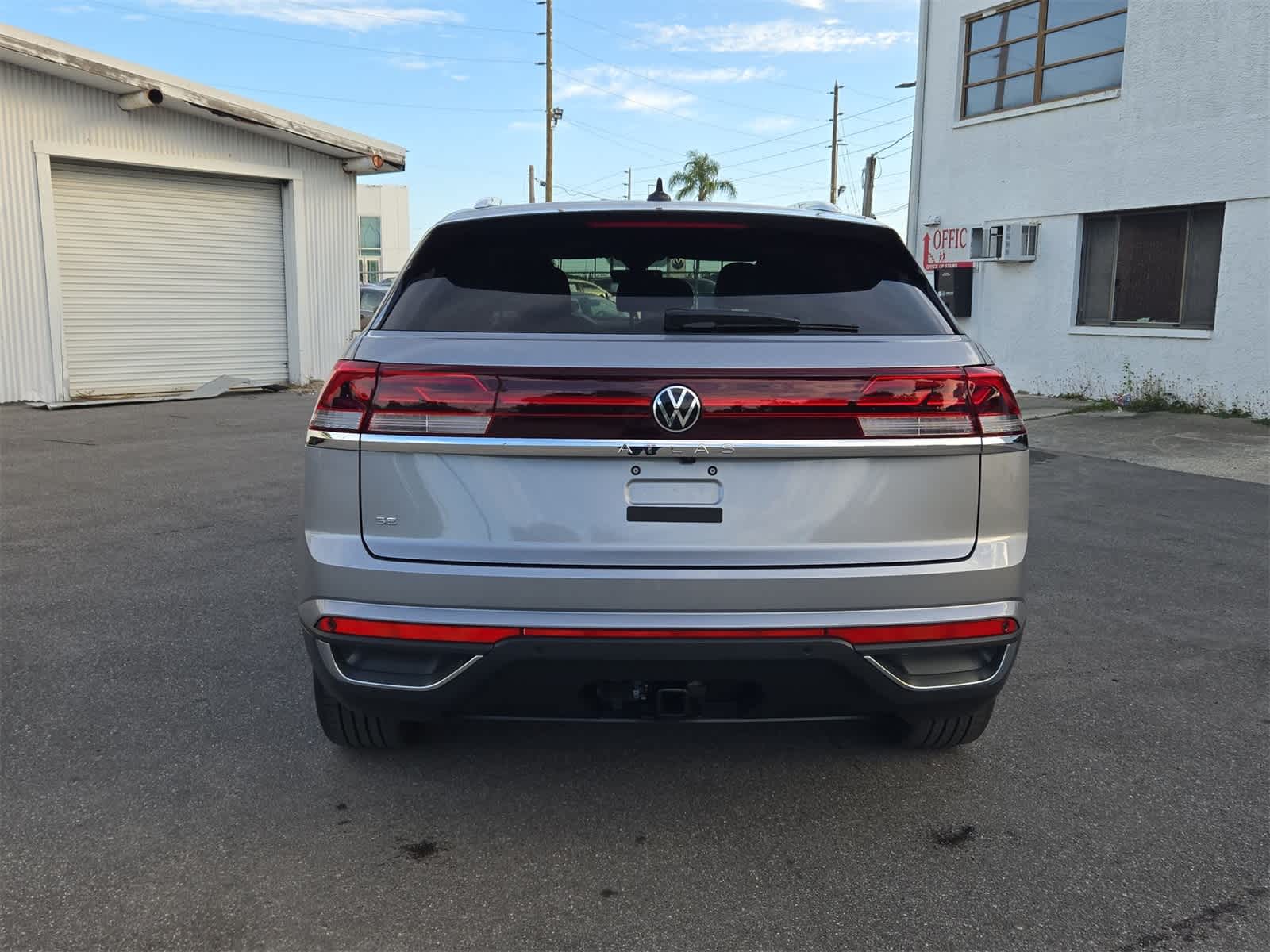 2026 Volkswagen Atlas Cross Sport 2.0T SE W/TECHNOLOGY