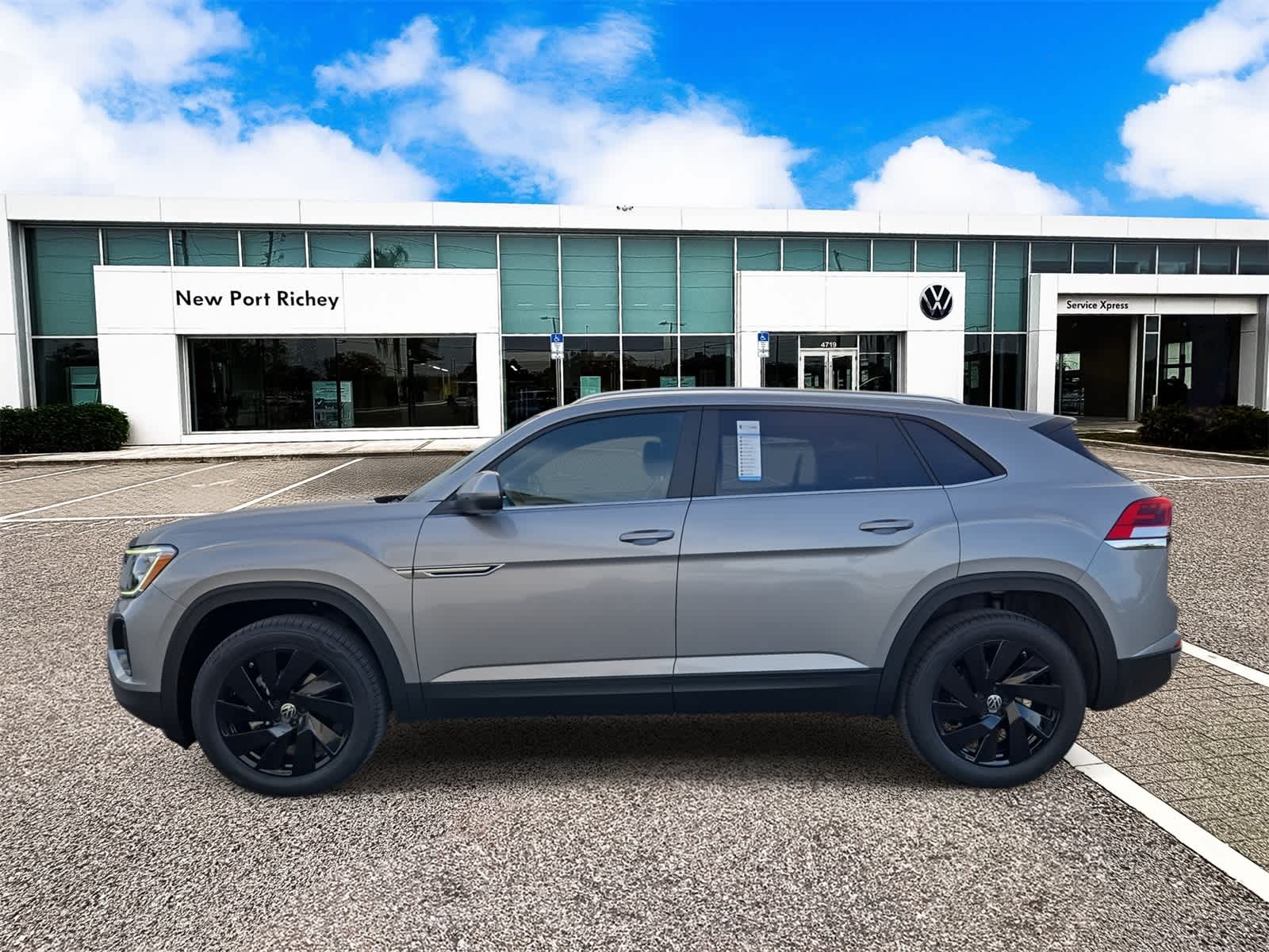 2026 Volkswagen Atlas Cross Sport 2.0T SE W/TECHNOLOGY