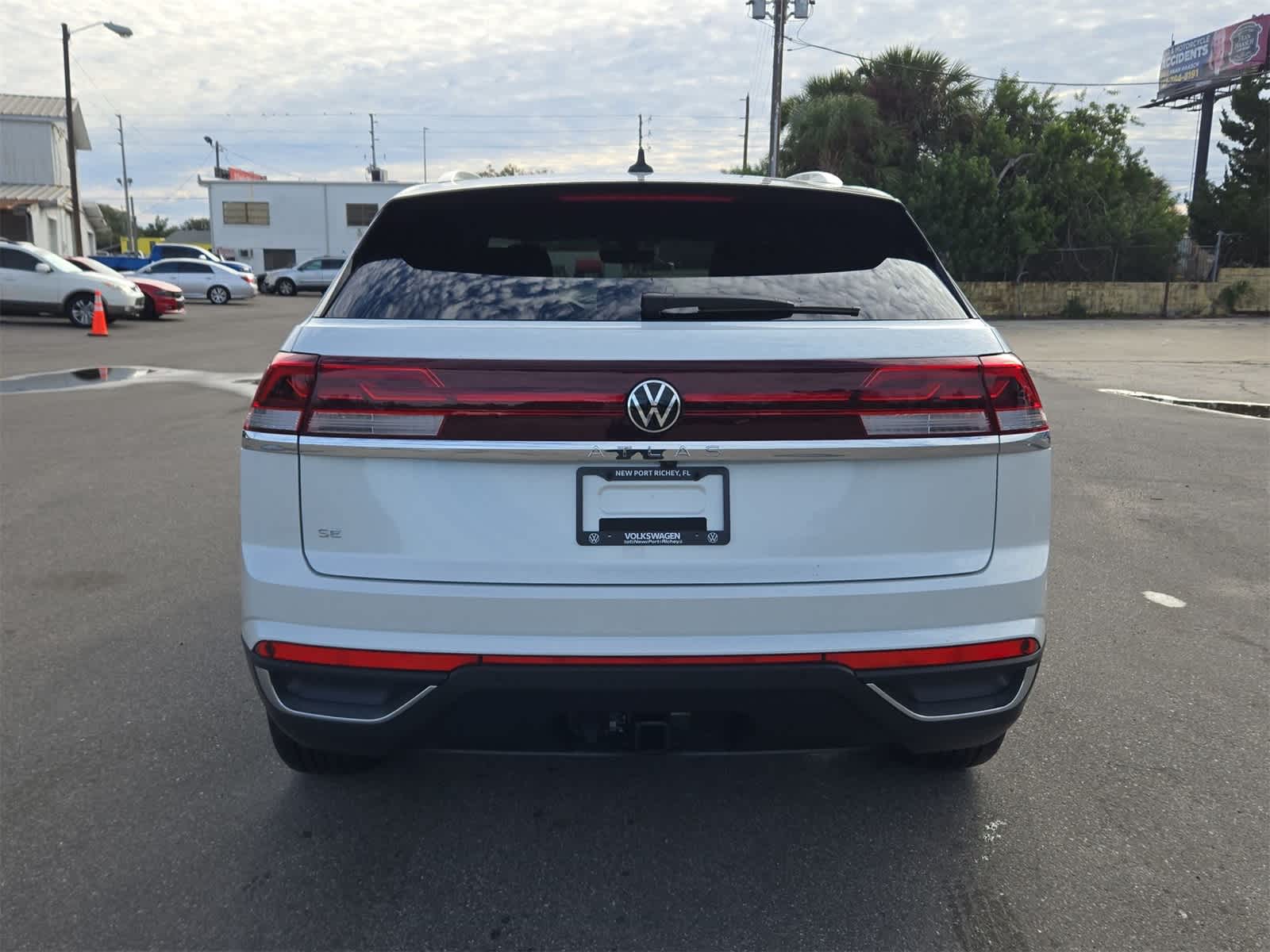 2026 Volkswagen Atlas Cross Sport 2.0T SE W/TECHNOLOGY