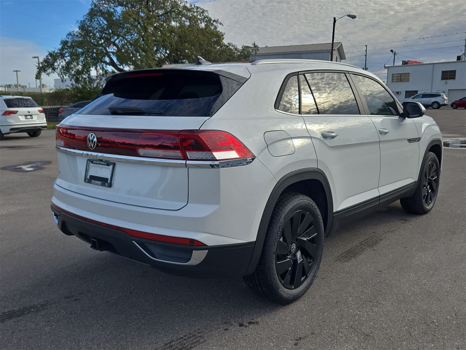 2026 Volkswagen Atlas Cross Sport 2.0T SE W/TECHNOLOGY