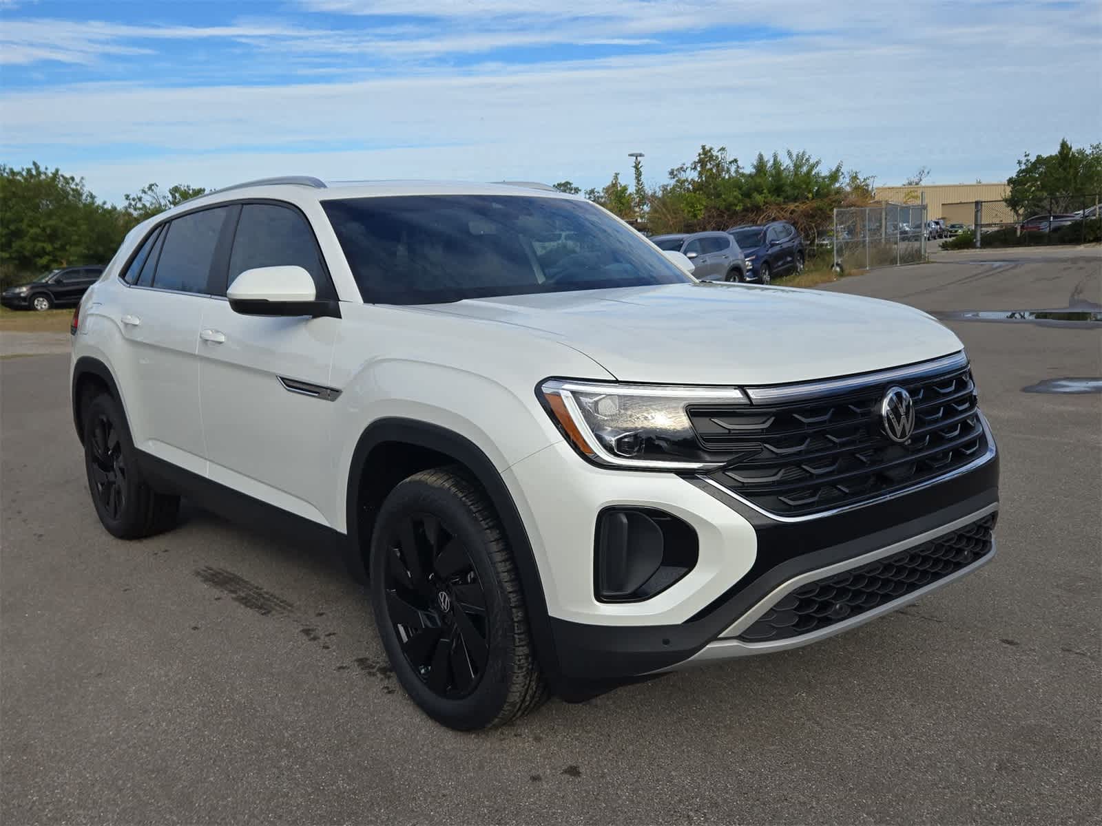 2026 Volkswagen Atlas Cross Sport 2.0T SE W/TECHNOLOGY