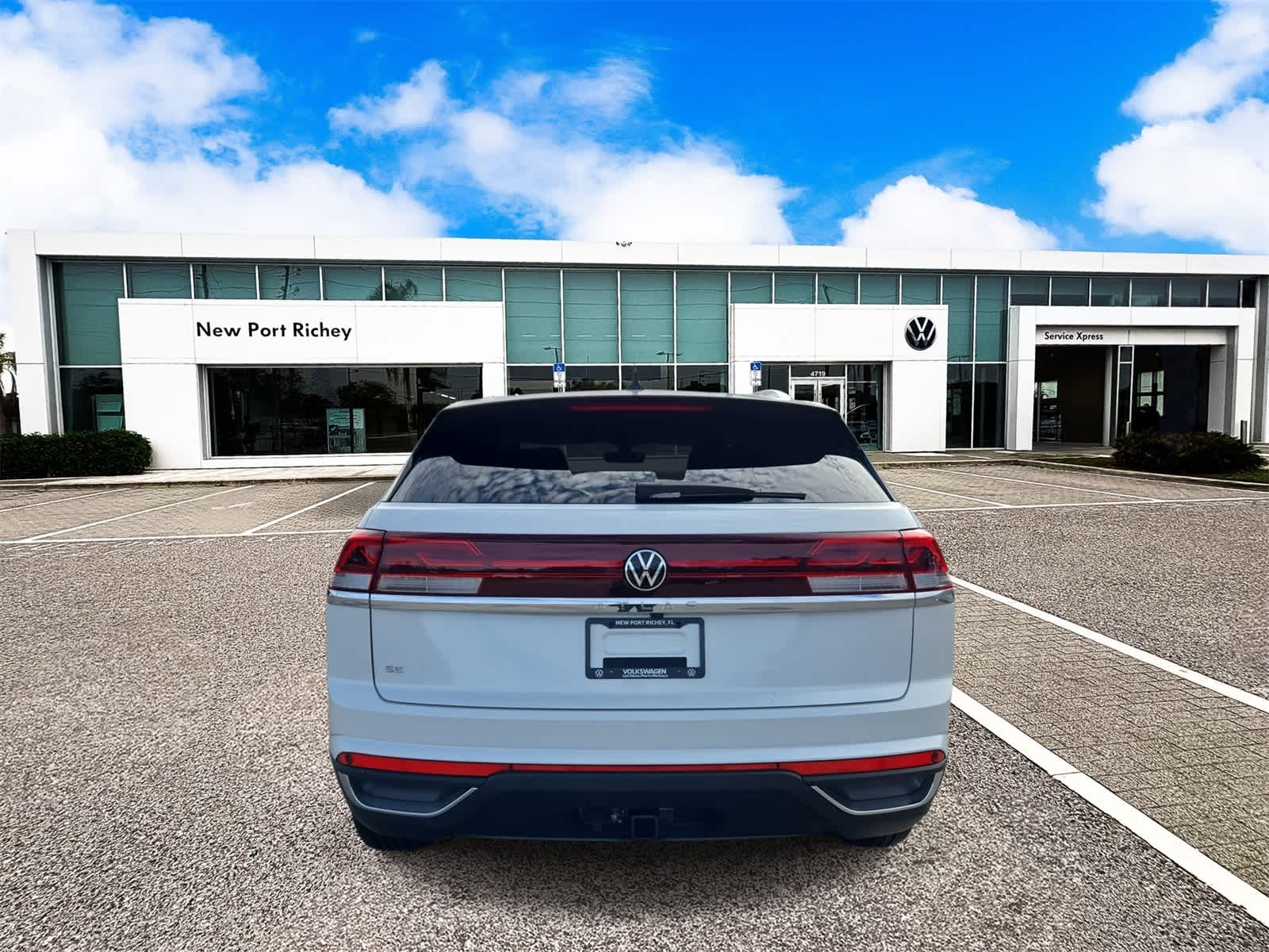 2026 Volkswagen Atlas Cross Sport 2.0T SE W/TECHNOLOGY