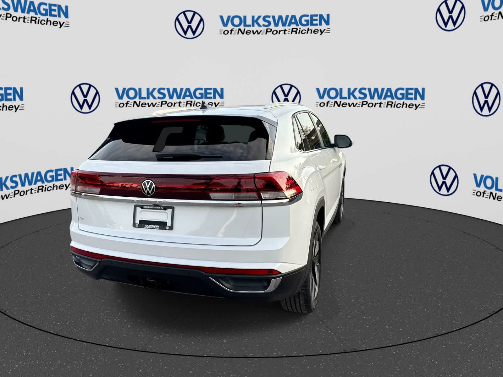 2026 Volkswagen Atlas Cross Sport 2.0T SE W/TECHNOLOGY