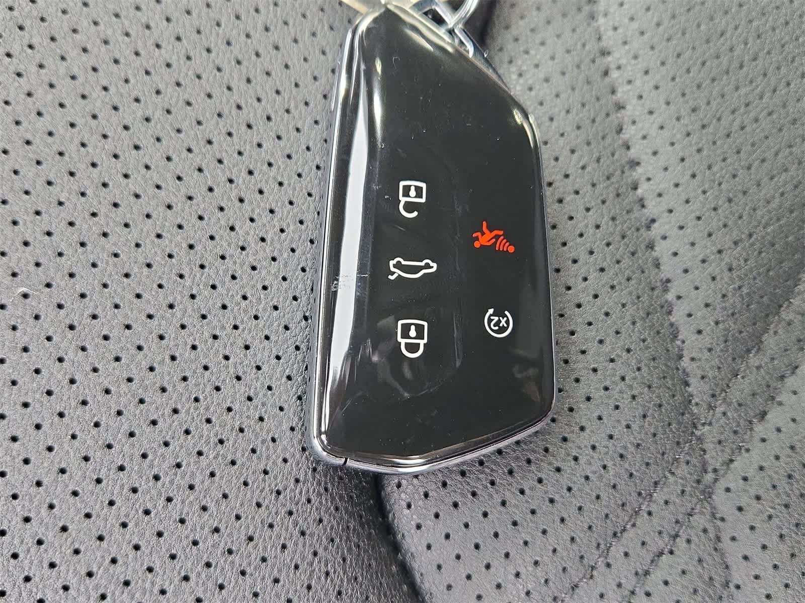 2026 Volkswagen Atlas Cross Sport 2.0T SE W/TECHNOLOGY