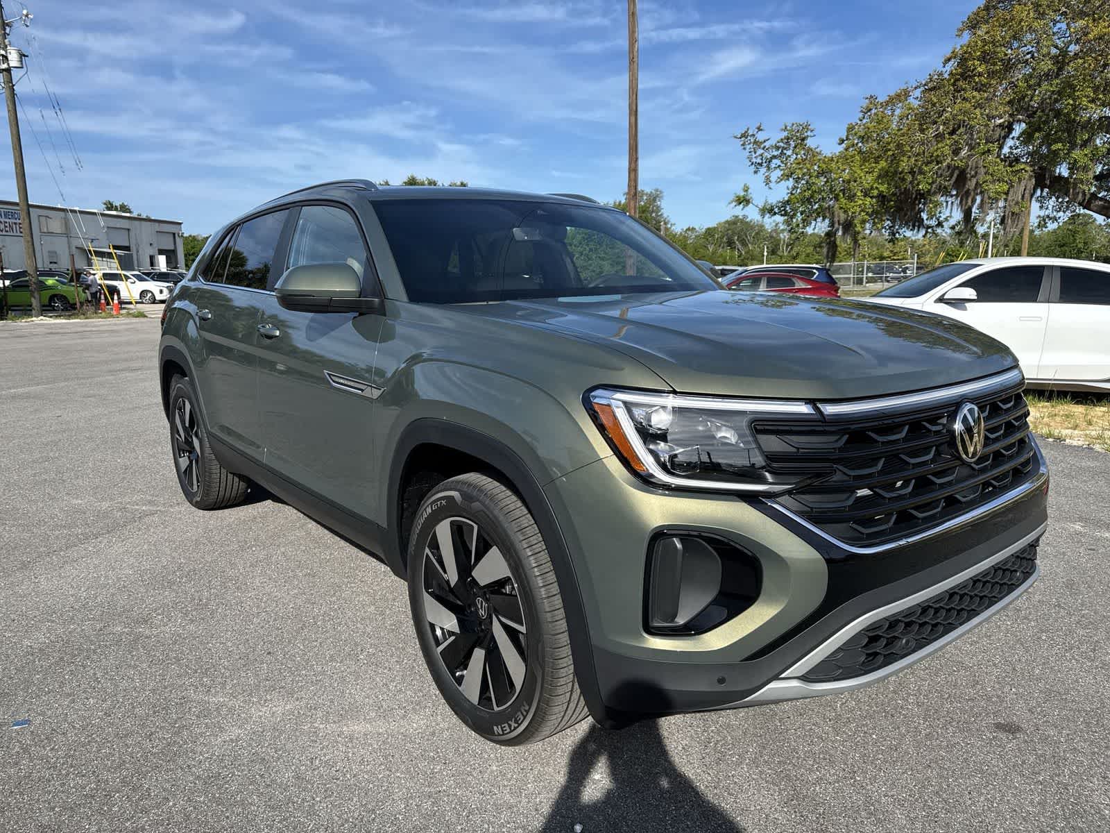 2026 Volkswagen Atlas Cross Sport 2.0T SE W/TECHNOLOGY