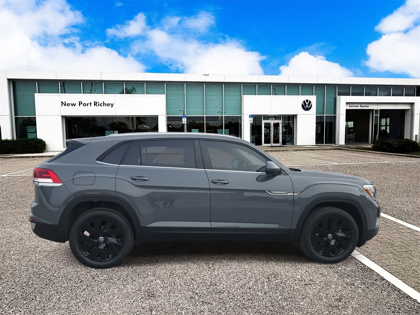 2026 Volkswagen Atlas Cross Sport 2.0T SE W/TECHNOLOGY