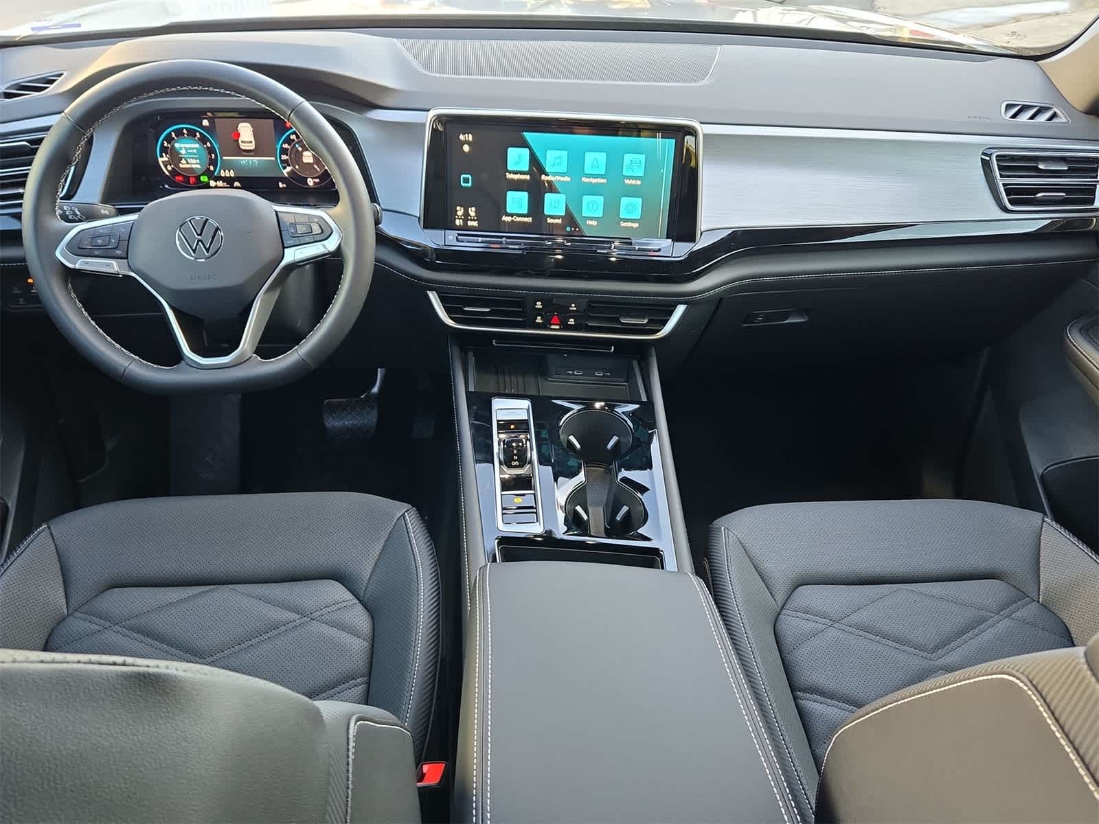 2026 Volkswagen Atlas Cross Sport 2.0T SE W/TECHNOLOGY