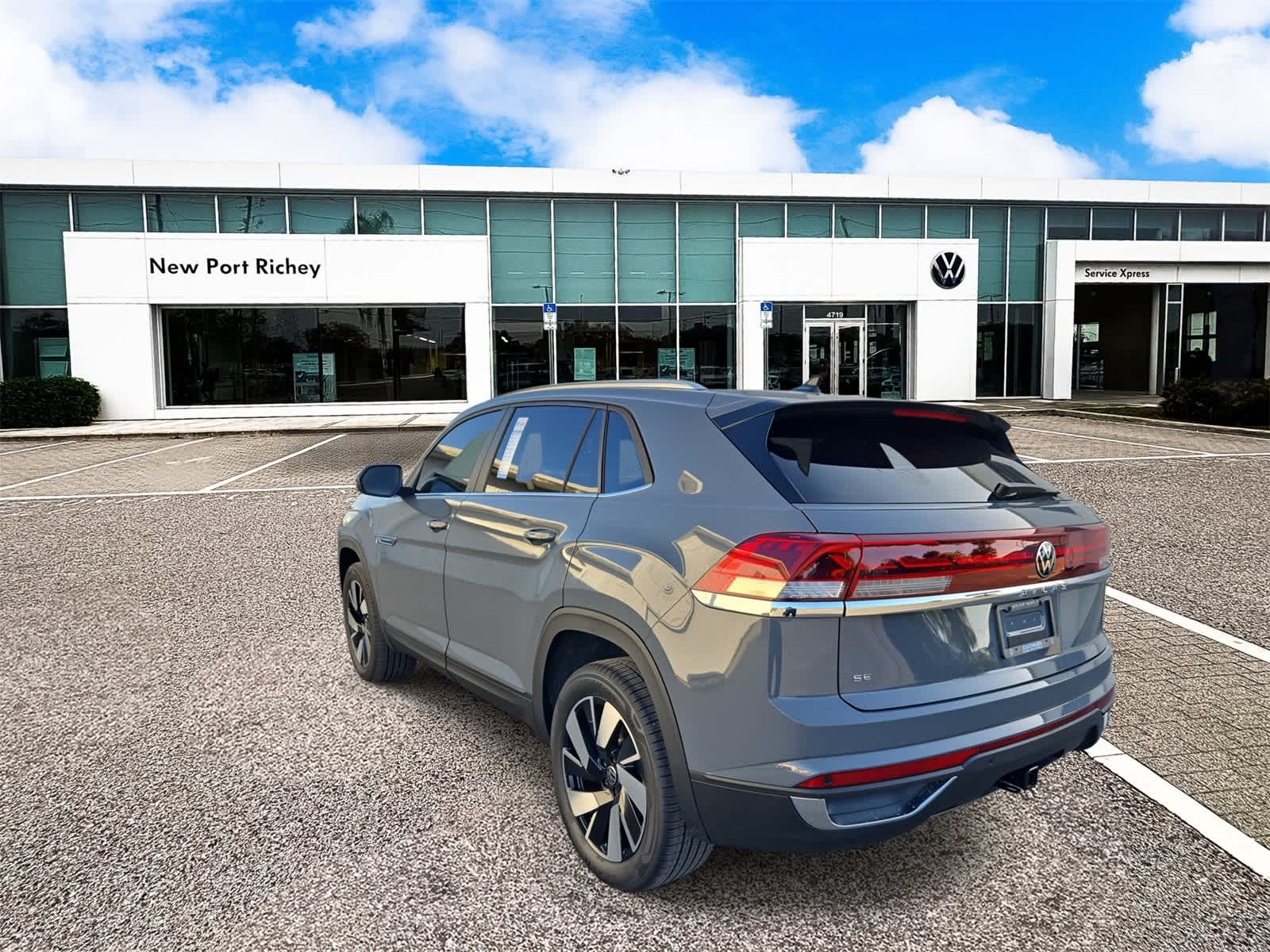 2026 Volkswagen Atlas Cross Sport 2.0T SE W/TECHNOLOGY