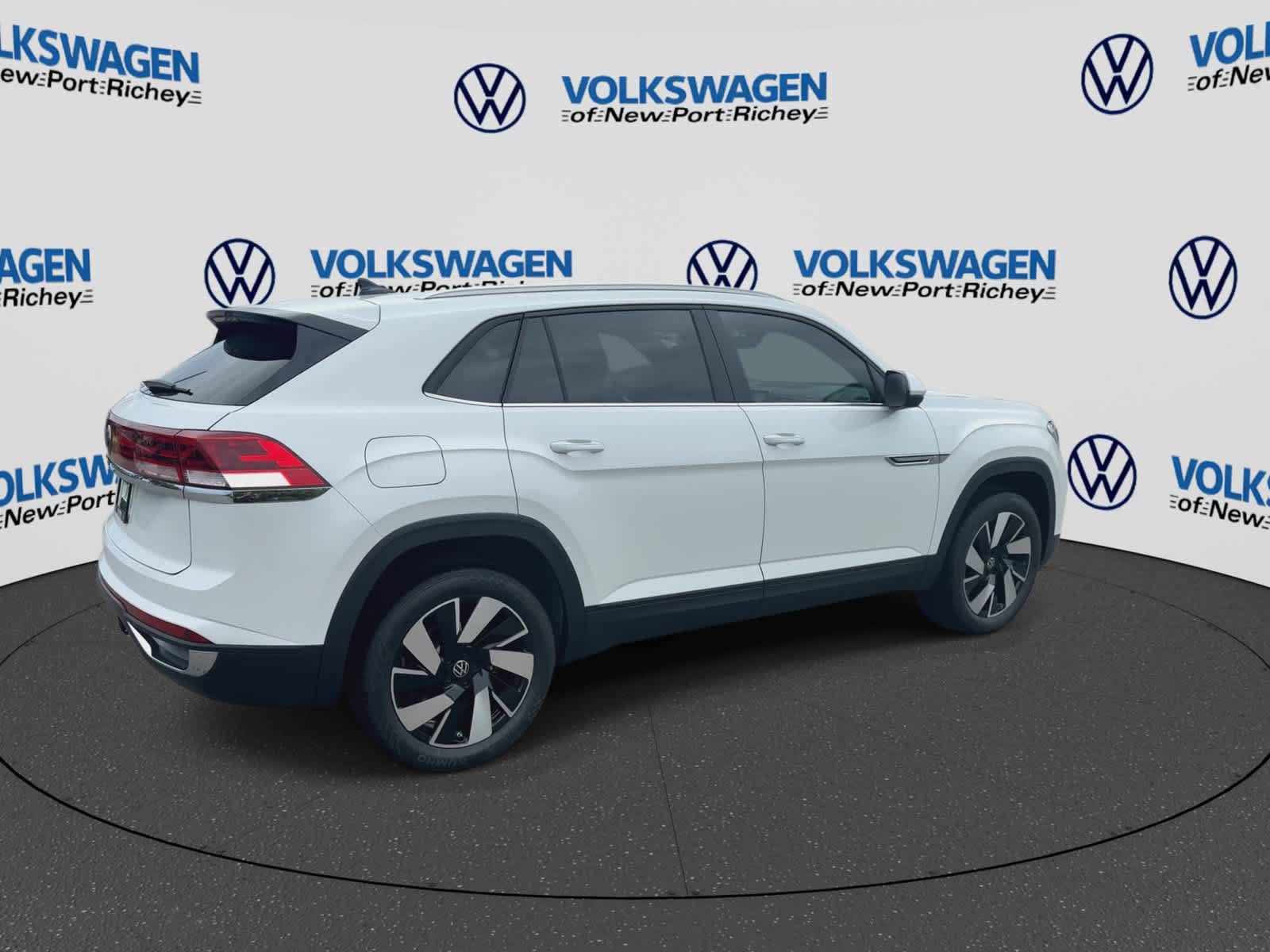 2026 Volkswagen Atlas Cross Sport 2.0T SE W/TECHNOLOGY