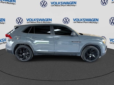 2024 Volkswagen Atlas Cross Sport 2.0T SE w/Technology