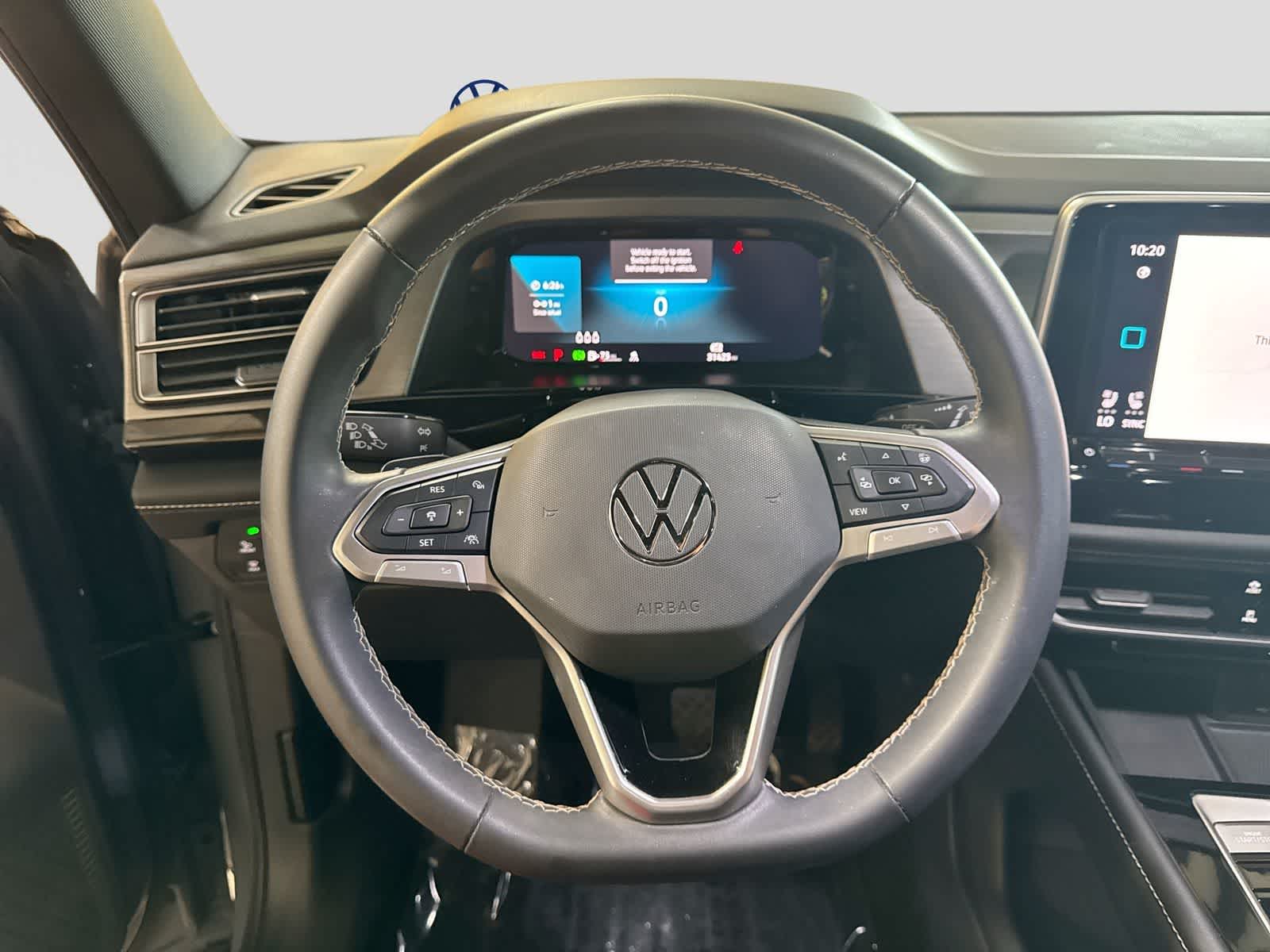 2024 Volkswagen Atlas Cross Sport 2.0T SE w/Technology