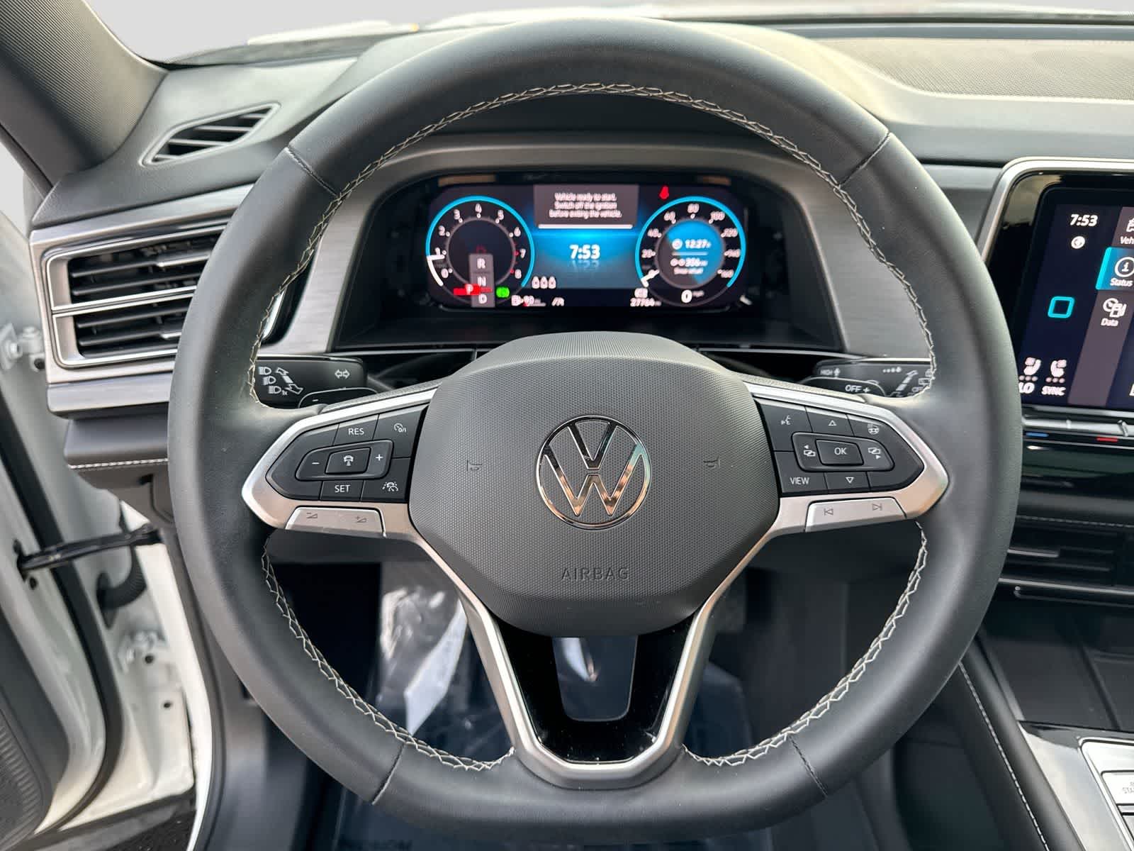 2024 Volkswagen Atlas Cross Sport 2.0T SE w/Technology