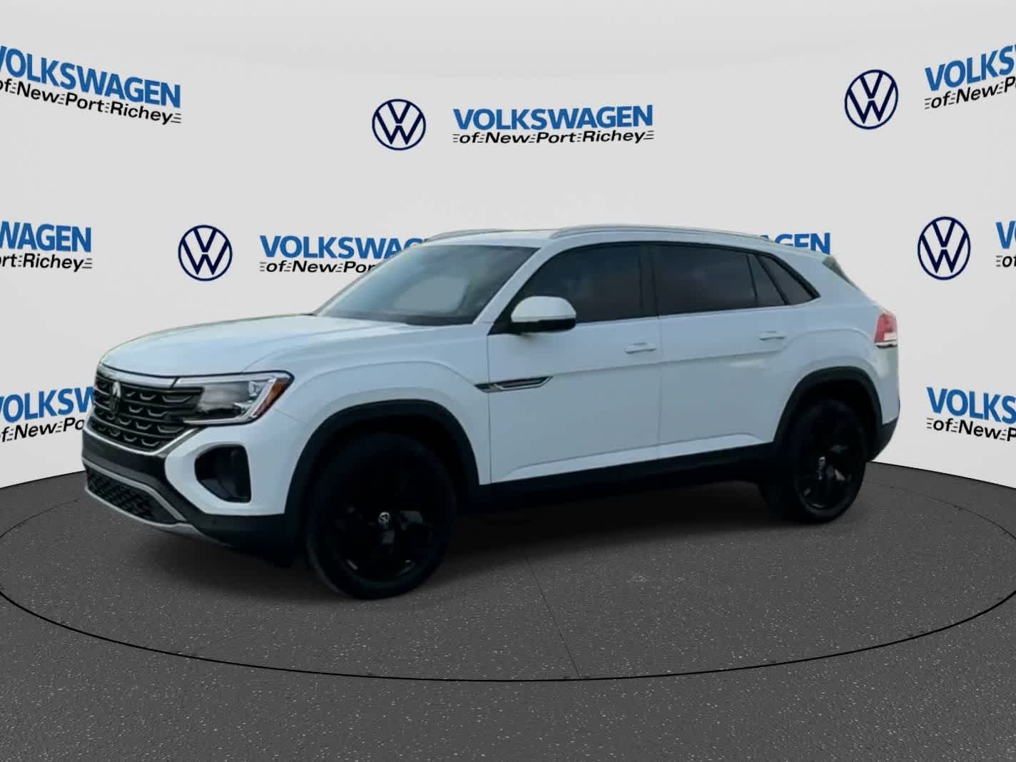 2024 Volkswagen Atlas Cross Sport 2.0T SE w/Technology