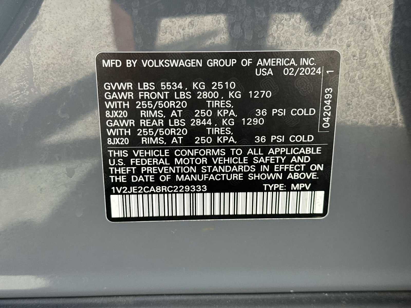 2024 Volkswagen Atlas Cross Sport 2.0T SE w/Technology