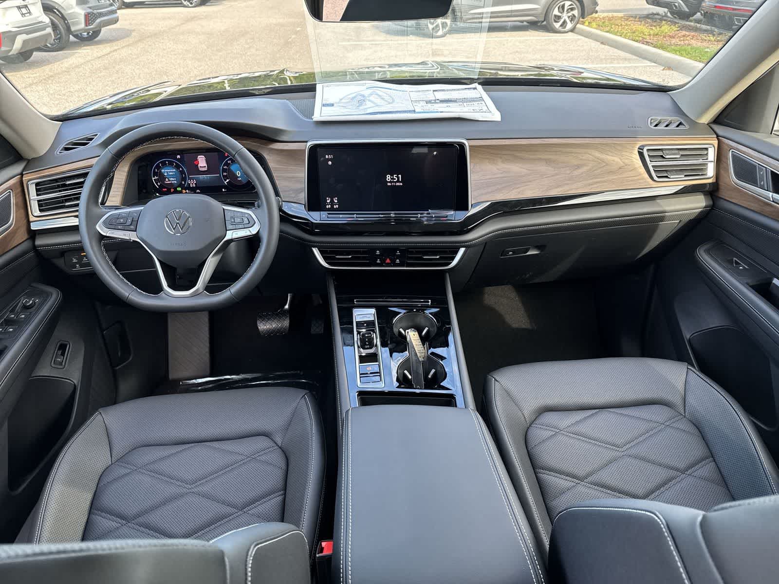 2026 Volkswagen Atlas 2.0T SE W/TECHNOLOGY