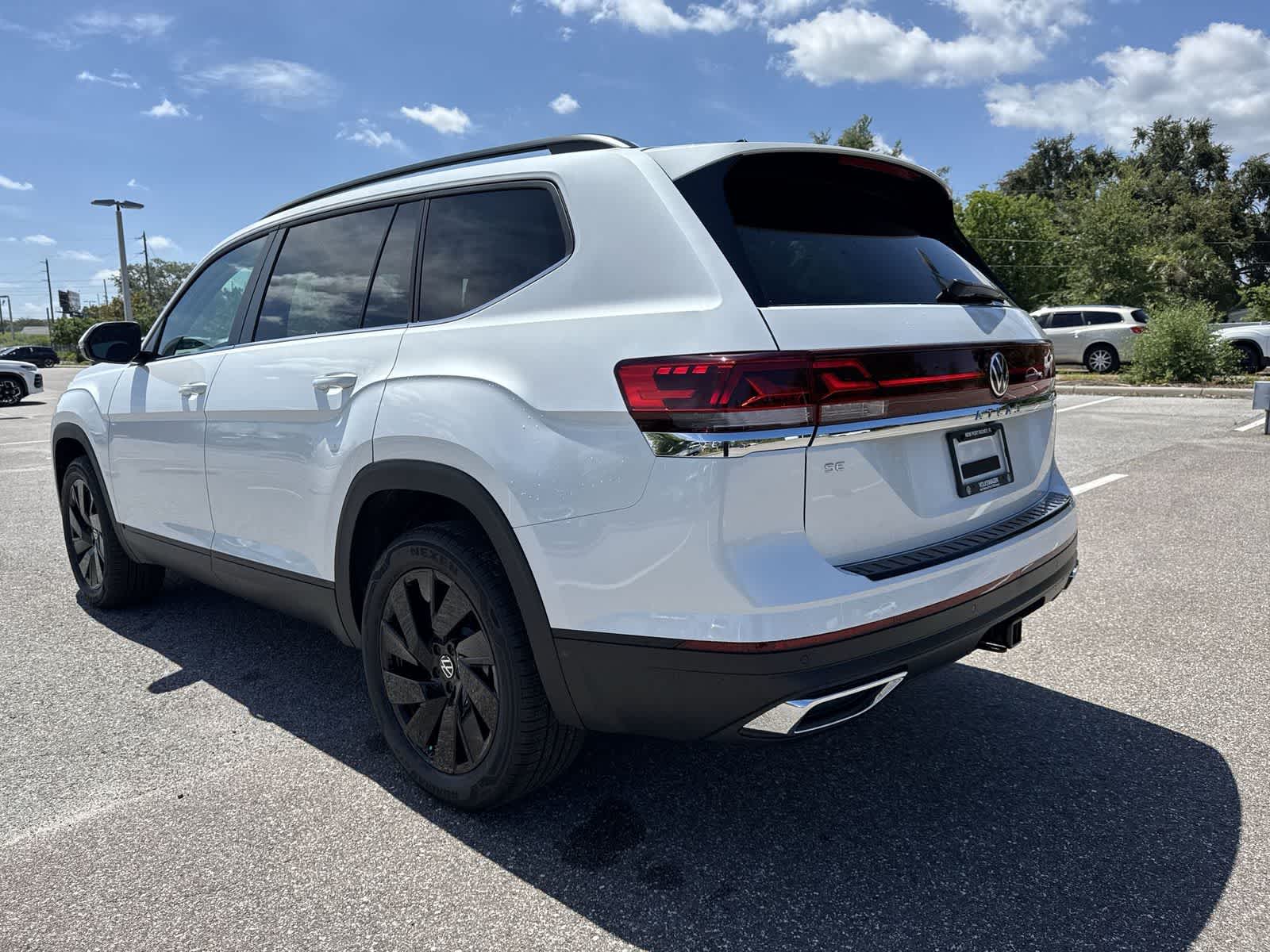 2026 Volkswagen Atlas 2.0T SE W/TECHNOLOGY