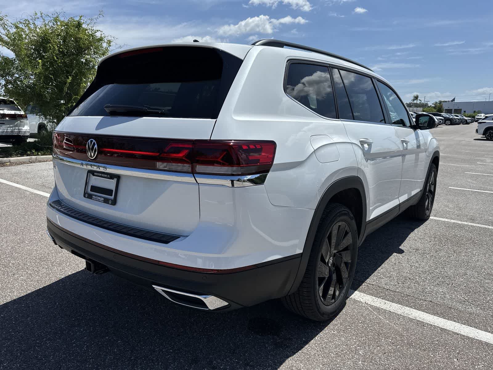 2026 Volkswagen Atlas 2.0T SE W/TECHNOLOGY