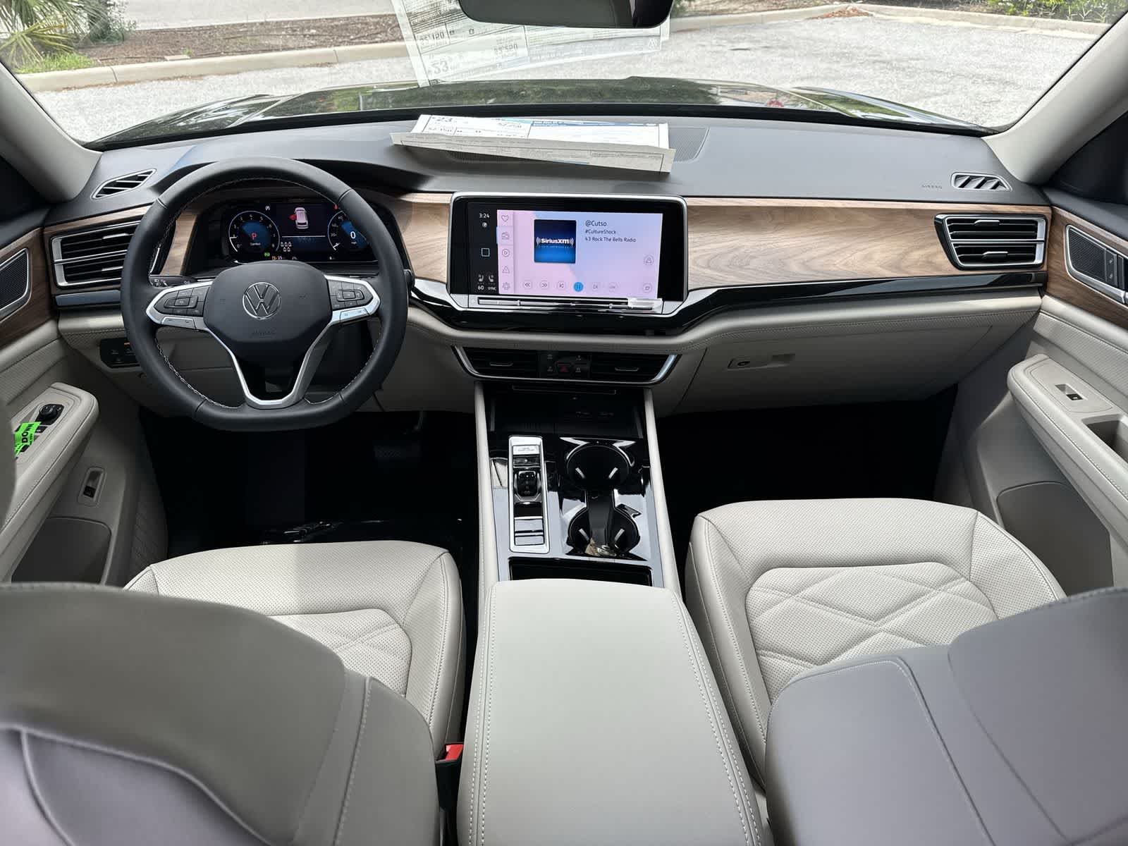 2026 Volkswagen Atlas 2.0T SE W/TECHNOLOGY