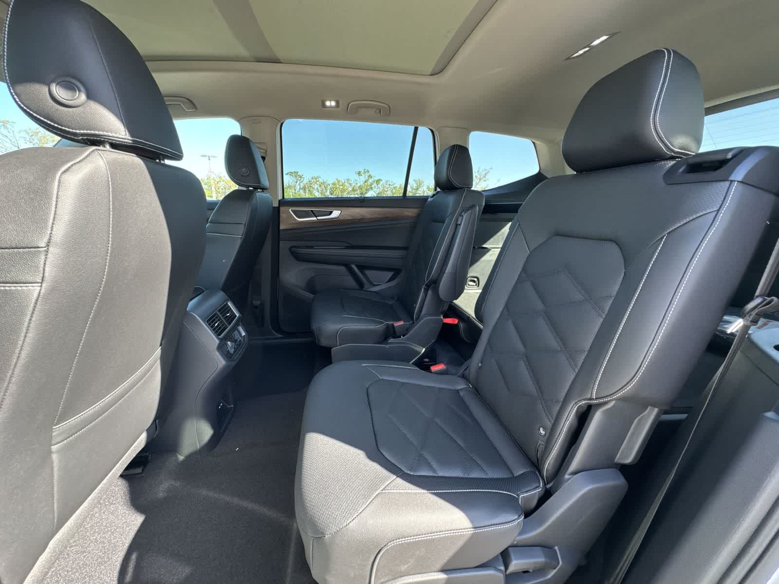 2026 Volkswagen Atlas 2.0T SE W/TECHNOLOGY